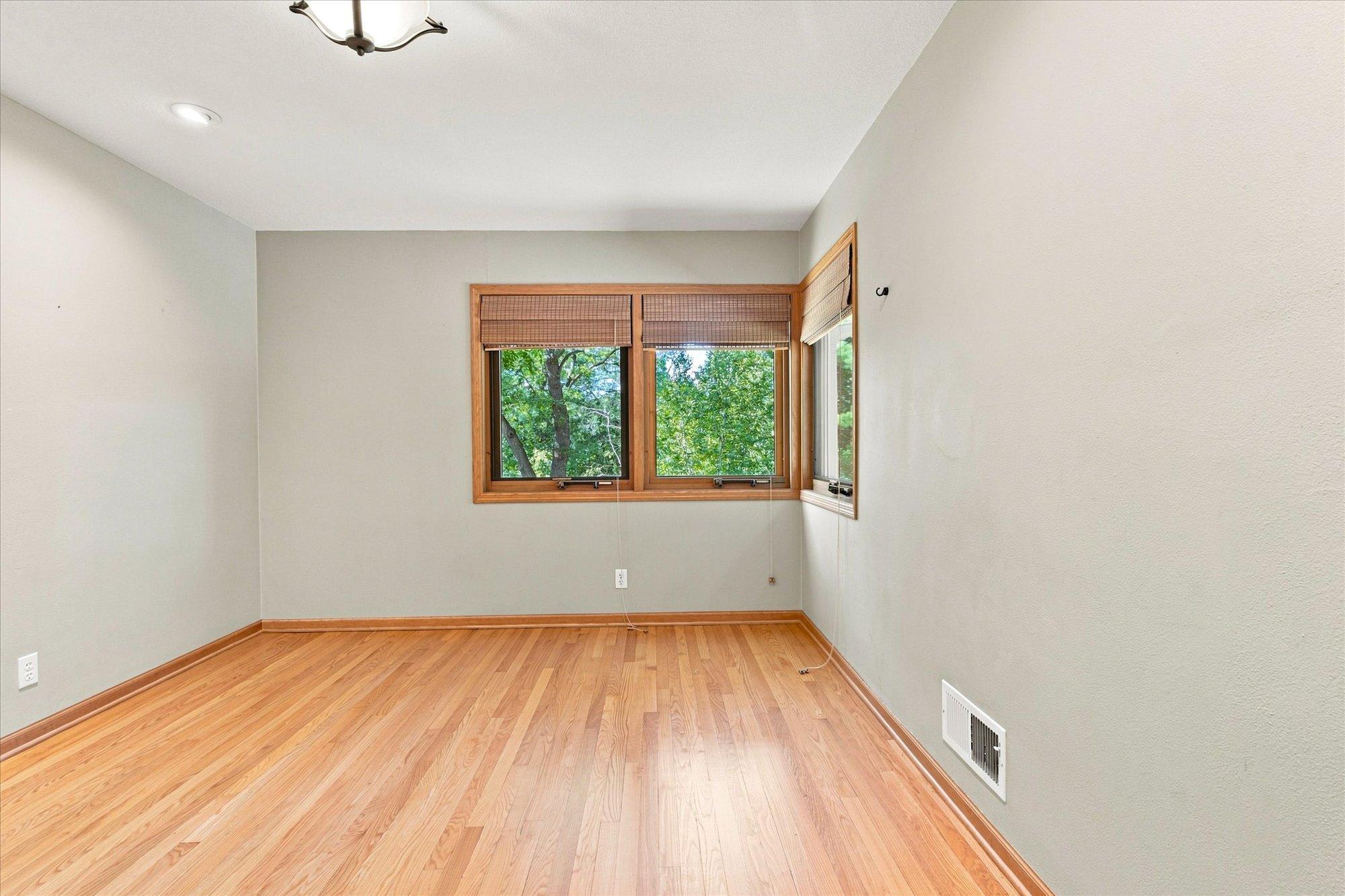 View of Residential at 111 Teresa Drive, West Saint Paul MN 55118, West Saint Paul (35 of 81) - Mike Wilen | Minnesota Team Real Estate