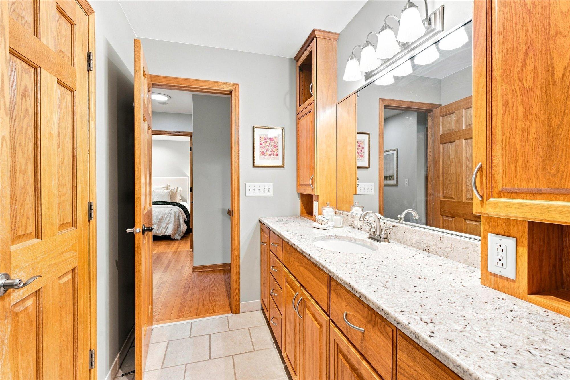 View of Residential at 111 Teresa Drive, West Saint Paul MN 55118, West Saint Paul (31 of 81) - Mike Wilen | Minnesota Team Real Estate