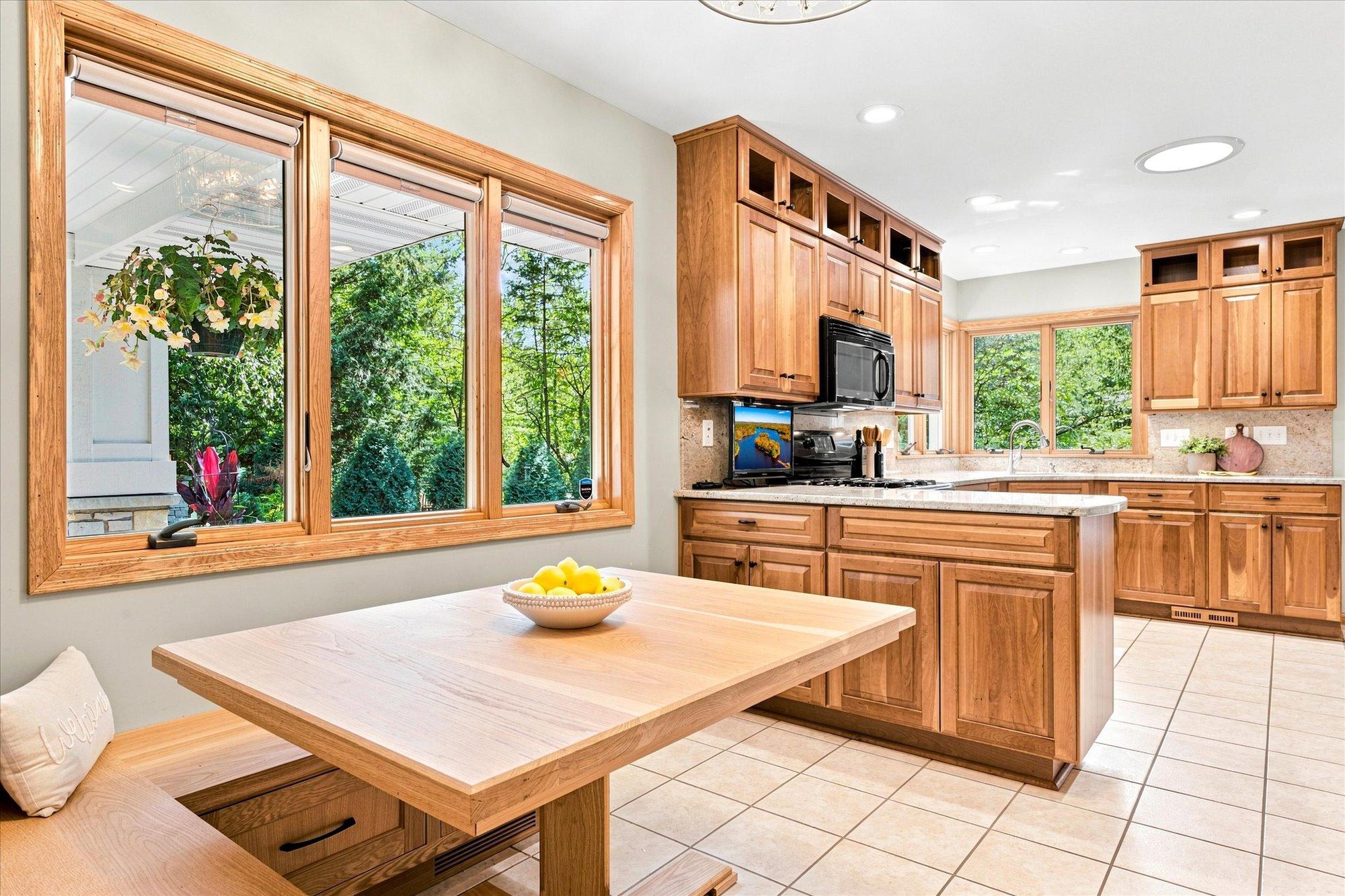 View of Residential at 111 Teresa Drive, West Saint Paul MN 55118, West Saint Paul (9 of 81) - Mike Wilen | Minnesota Team Real Estate