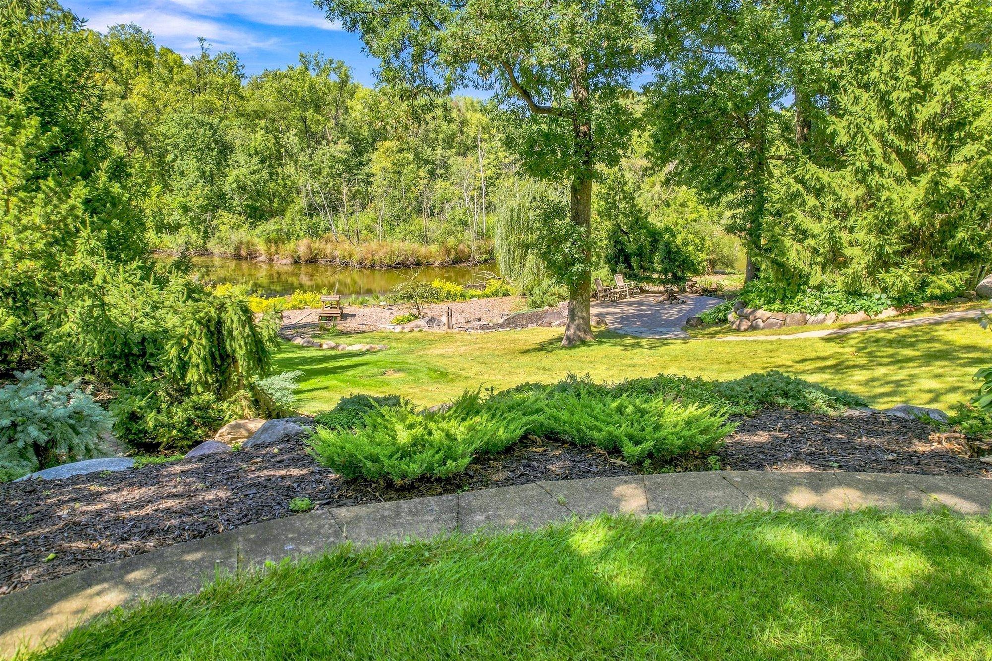 View of Residential at 111 Teresa Drive, West Saint Paul MN 55118, West Saint Paul (70 of 81) - Mike Wilen | Minnesota Team Real Estate