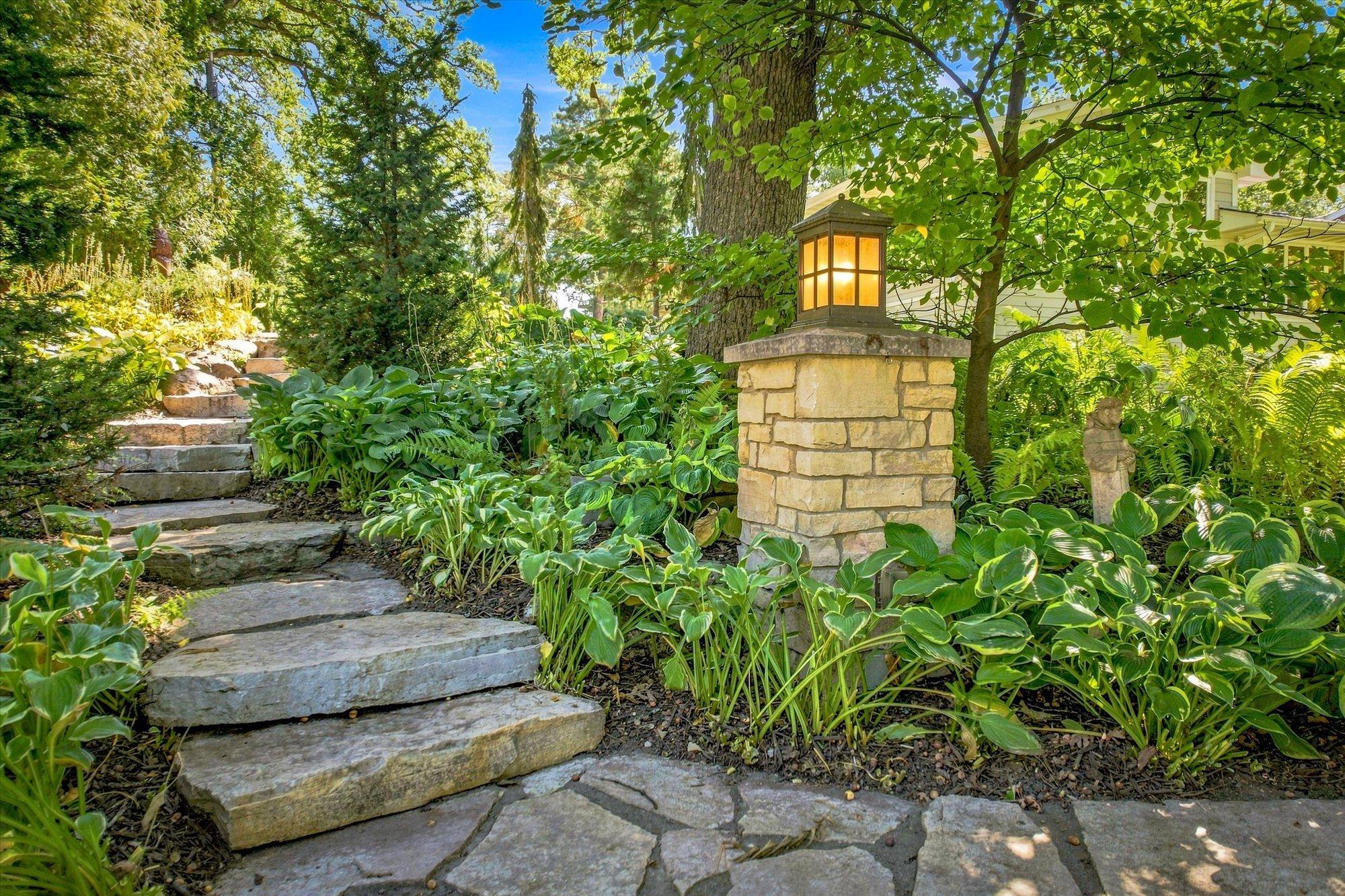 View of Residential at 111 Teresa Drive, West Saint Paul MN 55118, West Saint Paul (59 of 81) - Mike Wilen | Minnesota Team Real Estate