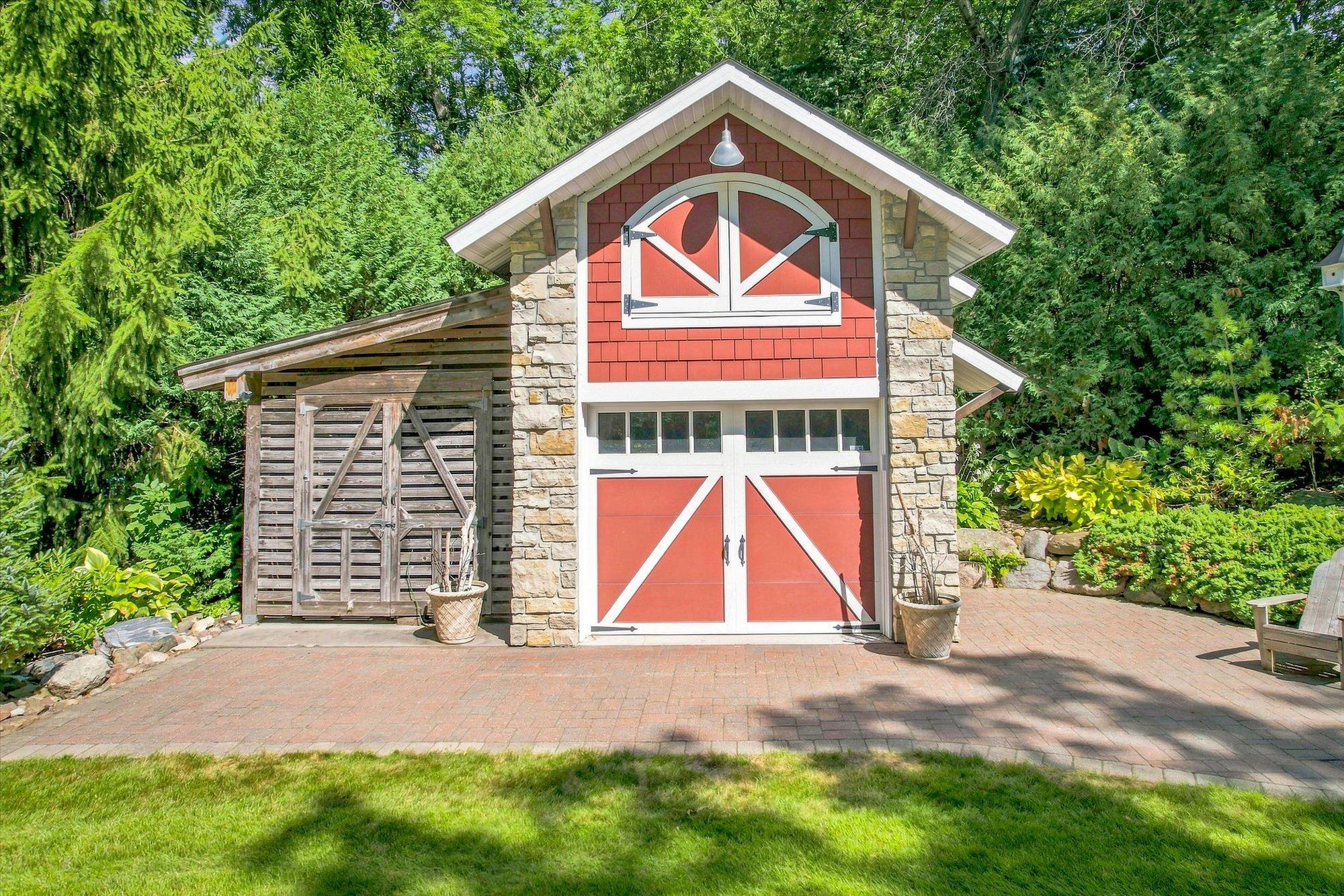 View of Residential at 111 Teresa Drive, West Saint Paul MN 55118, West Saint Paul (56 of 81) - Mike Wilen | Minnesota Team Real Estate
