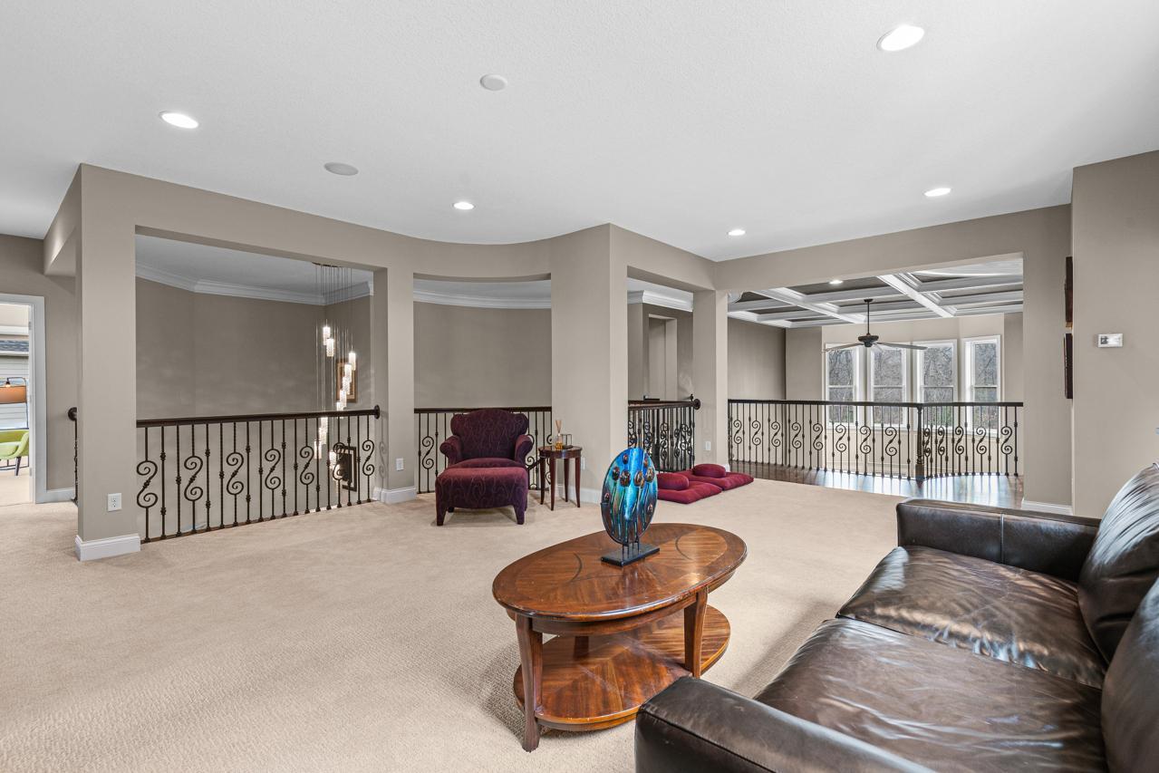 View of Residential at 10033 Frederick Place, Eden Prairie MN 55347, Eden Prairie (48 of 69) - Mike Wilen | Minnesota Team Real Estate