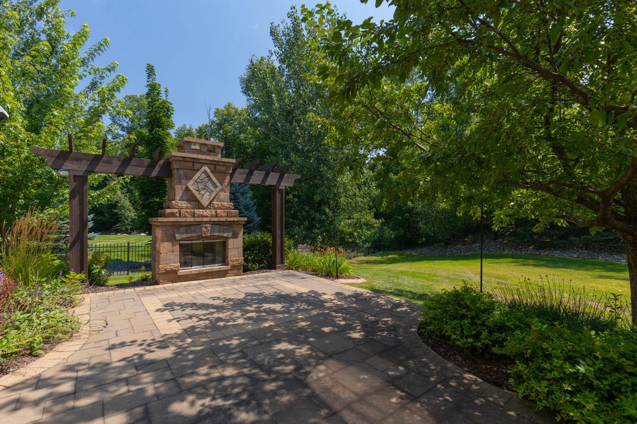 View of Residential at 10033 Frederick Place, Eden Prairie MN 55347, Eden Prairie (67 of 69) - Mike Wilen | Minnesota Team Real Estate