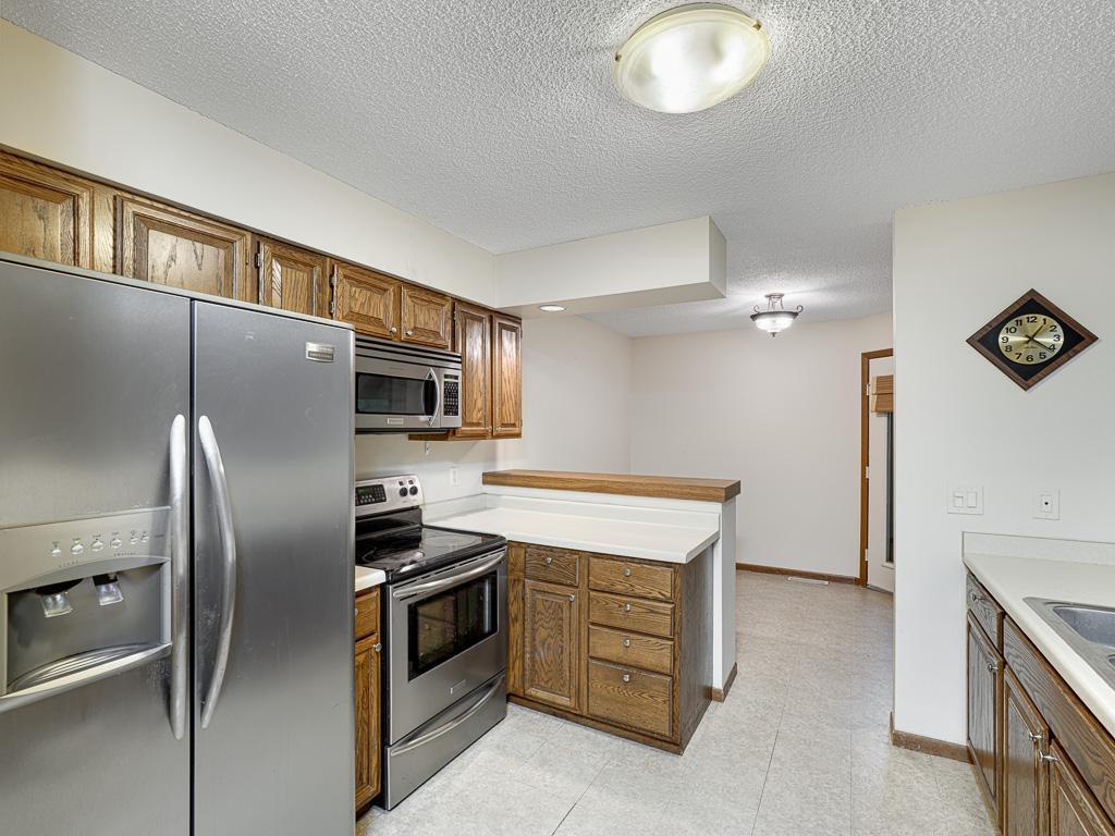 View of Residential at 1381 Spencer Road, Saint Paul MN 55108, Saint Paul (6 of 16) - Mike Wilen | Minnesota Team Real Estate