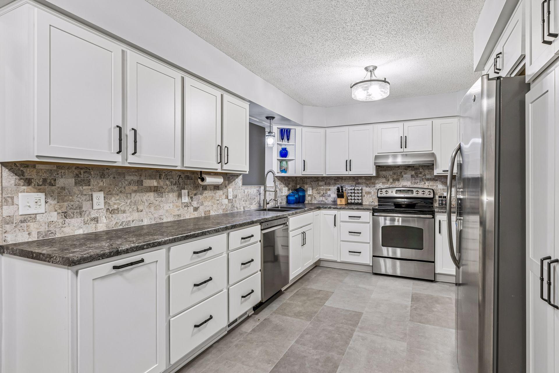 View of Residential at 514 Laredo Lane, Chanhassen MN 55317, Chanhassen (12 of 37) - Mike Wilen | Minnesota Team Real Estate