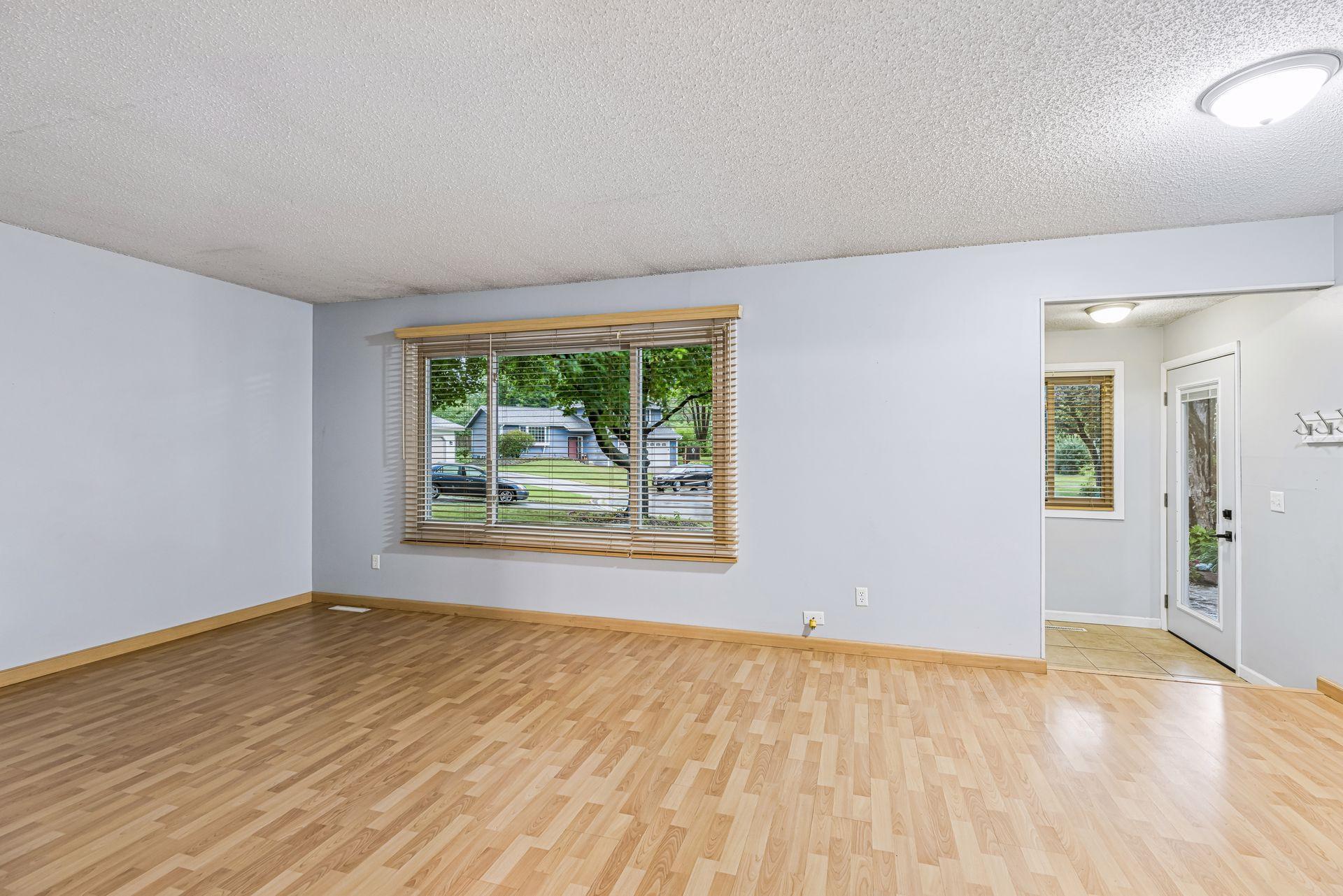 View of Residential at 514 Laredo Lane, Chanhassen MN 55317, Chanhassen (21 of 37) - Mike Wilen | Minnesota Team Real Estate