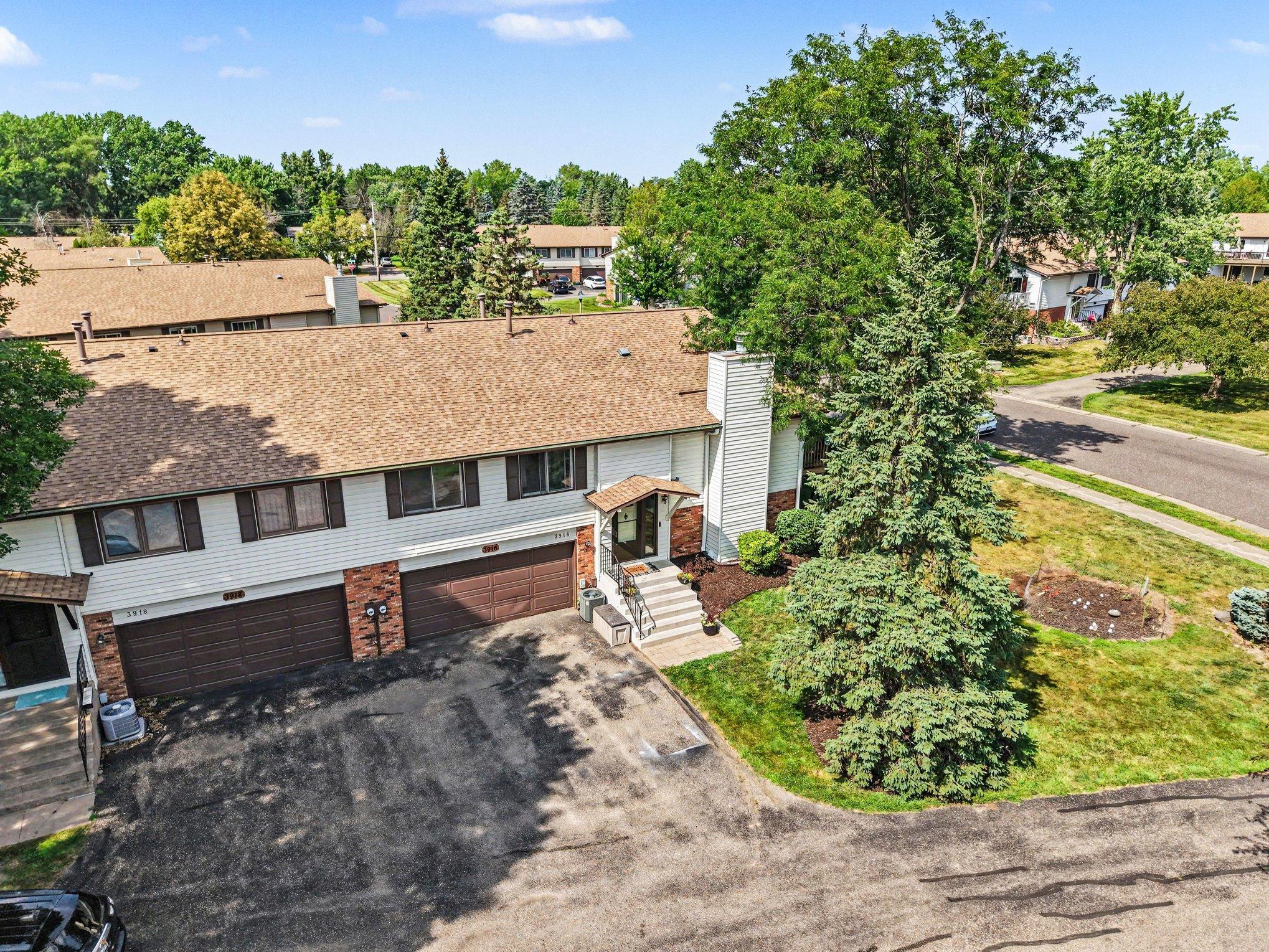 View of Residential at 3916 Gershwin Avenue, Oakdale MN 55128, Oakdale (25 of 30) - Mike Wilen | Minnesota Team Real Estate