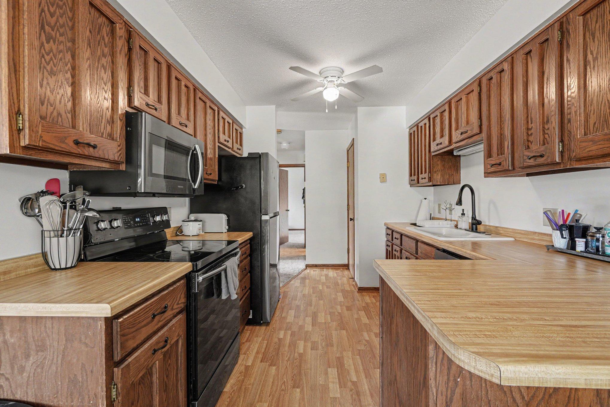 View of Residential at 3916 Gershwin Avenue, Oakdale MN 55128, Oakdale (7 of 30) - Mike Wilen | Minnesota Team Real Estate