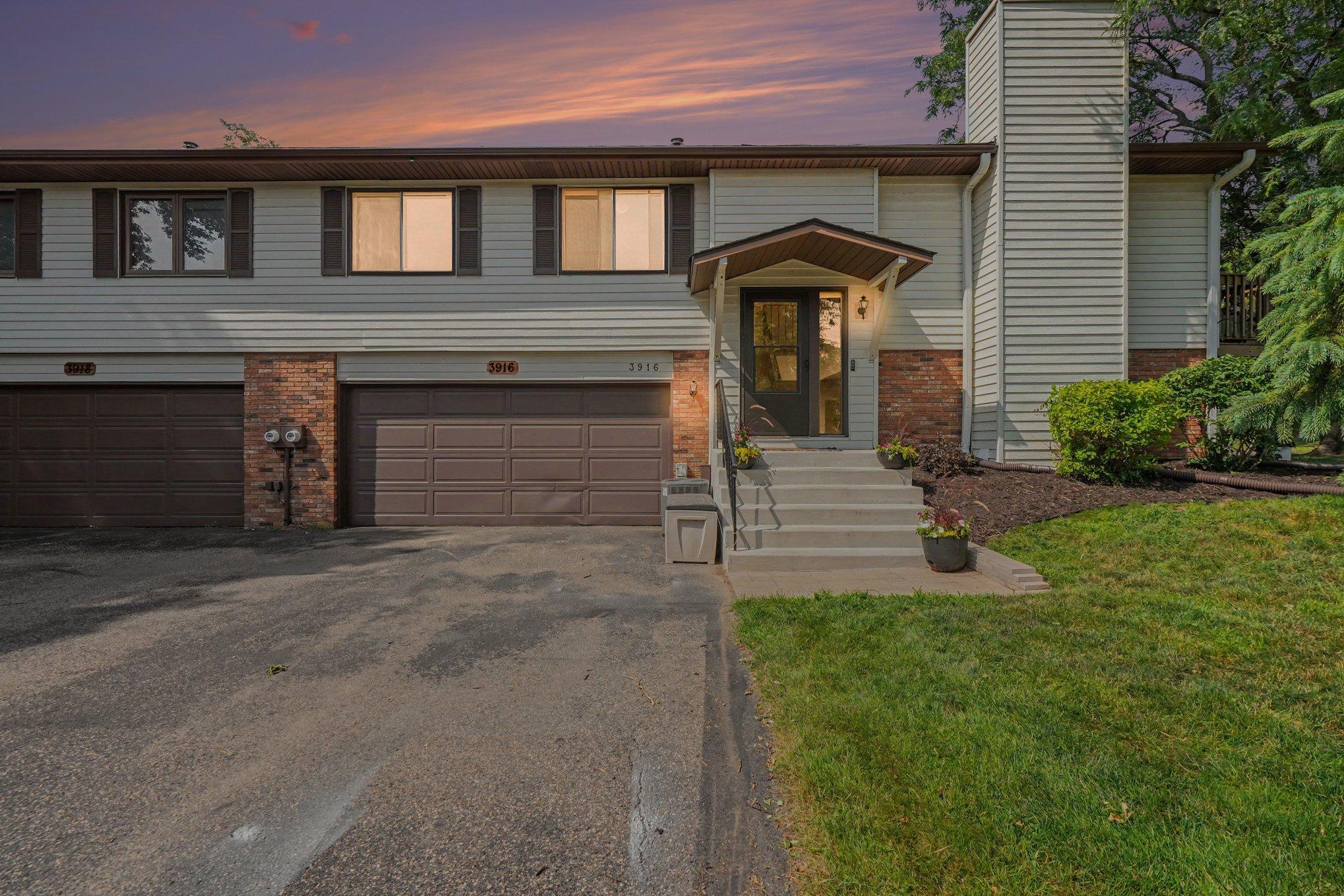 View of Residential at 3916 Gershwin Avenue, Oakdale MN 55128, Oakdale (28 of 30) - Mike Wilen | Minnesota Team Real Estate