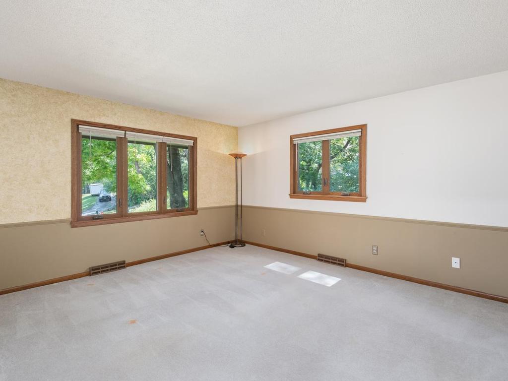 View of Residential at 100 Marcin Lane, Burnsville MN 55337, Burnsville (21 of 56) - Mike Wilen | Minnesota Team Real Estate