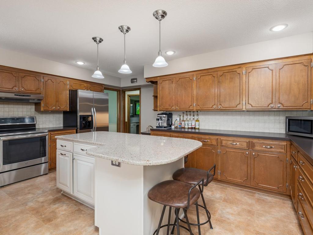 View of Residential at 100 Marcin Lane, Burnsville MN 55337, Burnsville (14 of 56) - Mike Wilen | Minnesota Team Real Estate