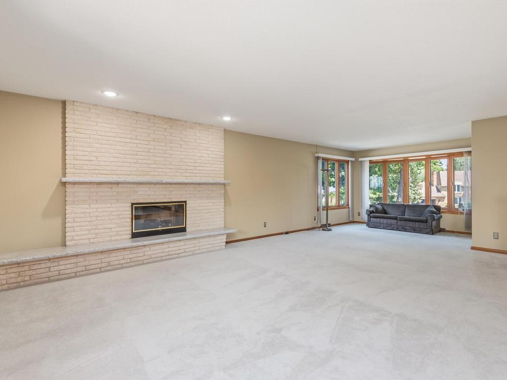 View of Residential at 100 Marcin Lane, Burnsville MN 55337, Burnsville (6 of 56) - Mike Wilen | Minnesota Team Real Estate