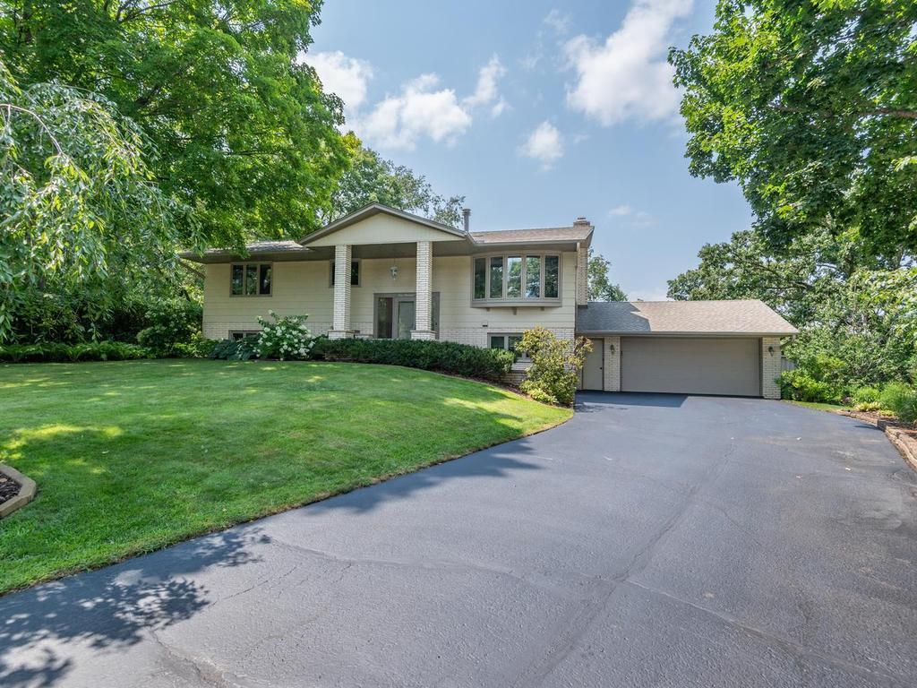 View of Residential at 100 Marcin Lane, Burnsville MN 55337, Burnsville (34 of 56) - Mike Wilen | Minnesota Team Real Estate