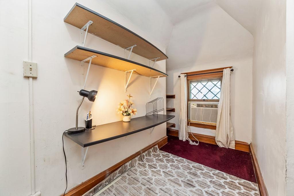 View of Residential at 1623 Penn Avenue, Minneapolis MN 55411, Minneapolis (35 of 71) - Mike Wilen | Minnesota Team Real Estate
