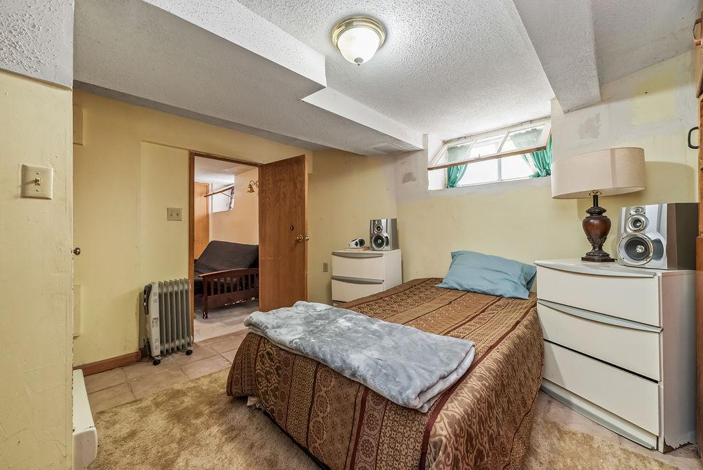 View of Residential at 1623 Penn Avenue, Minneapolis MN 55411, Minneapolis (40 of 71) - Mike Wilen | Minnesota Team Real Estate