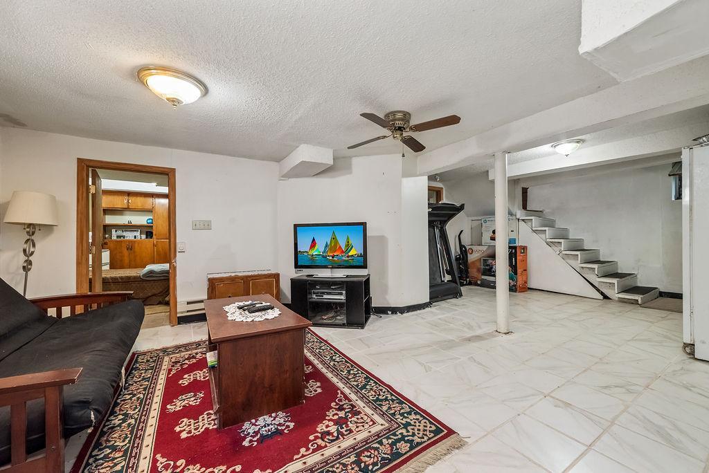 View of Residential at 1623 Penn Avenue, Minneapolis MN 55411, Minneapolis (37 of 71) - Mike Wilen | Minnesota Team Real Estate