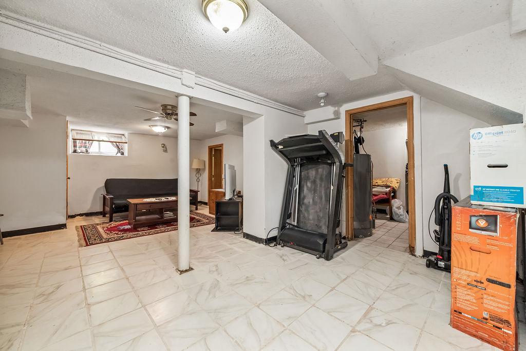 View of Residential at 1623 Penn Avenue, Minneapolis MN 55411, Minneapolis (38 of 71) - Mike Wilen | Minnesota Team Real Estate