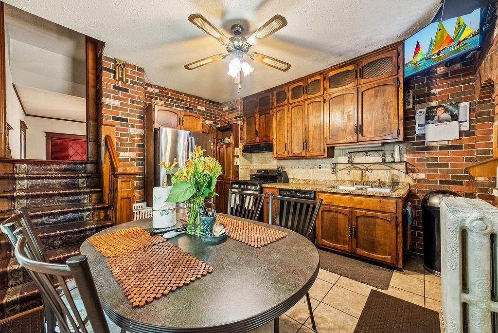 View of Residential at 1623 Penn Avenue, Minneapolis MN 55411, Minneapolis (14 of 71) - Mike Wilen | Minnesota Team Real Estate