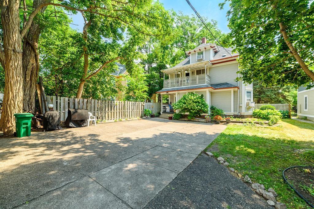 View of Residential at 1623 Penn Avenue, Minneapolis MN 55411, Minneapolis (60 of 71) - Mike Wilen | Minnesota Team Real Estate