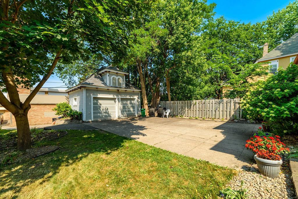 View of Residential at 1623 Penn Avenue, Minneapolis MN 55411, Minneapolis (58 of 71) - Mike Wilen | Minnesota Team Real Estate