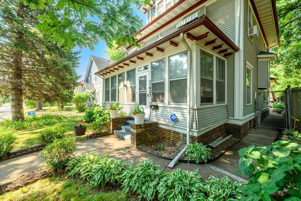 View of Residential at 1623 Penn Avenue, Minneapolis MN 55411, Minneapolis (54 of 71) - Mike Wilen | Minnesota Team Real Estate