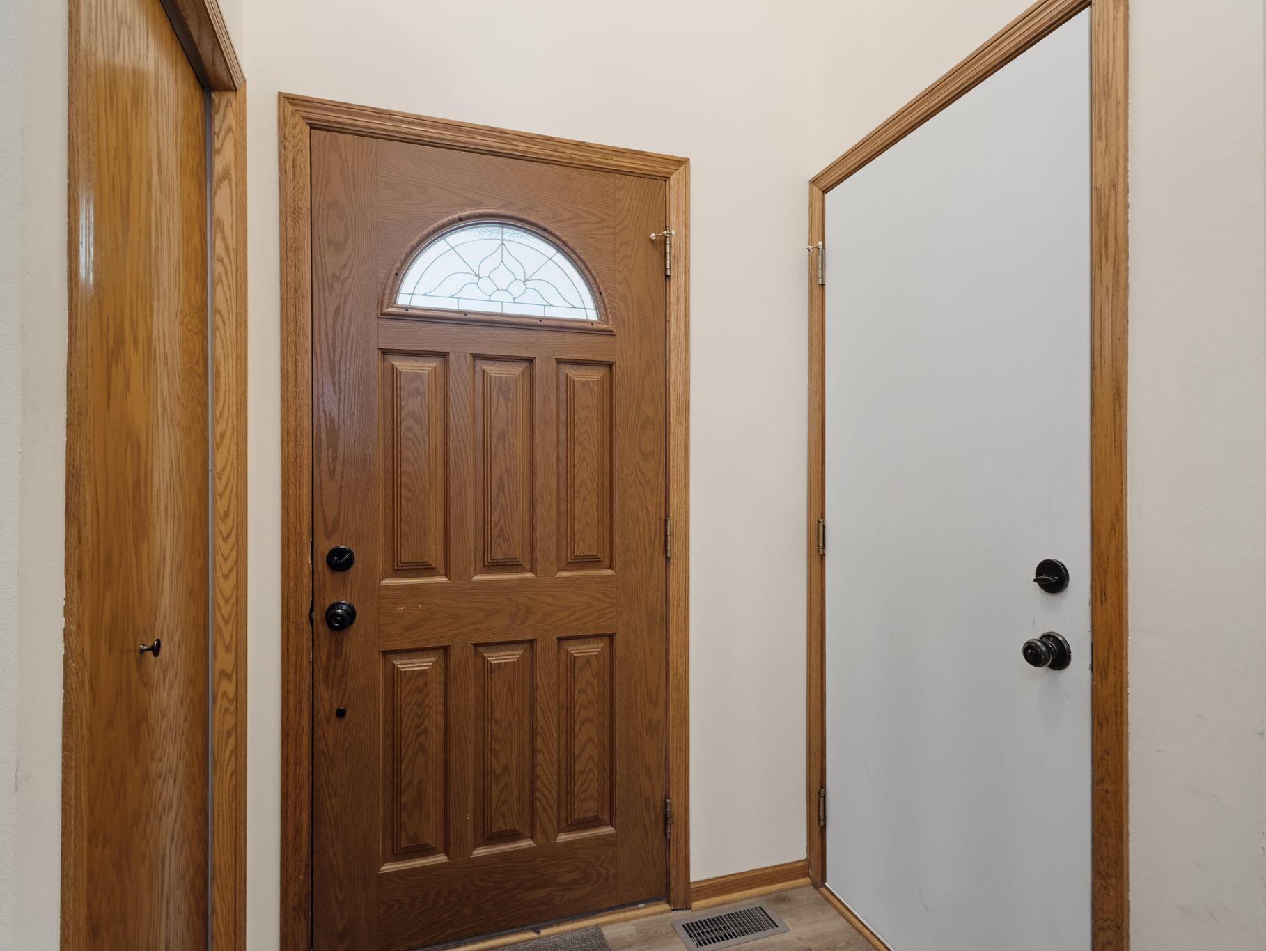 View of Residential at 9323 Jareau Avenue, Cottage Grove MN 55016, Cottage Grove (7 of 41) - Mike Wilen | Minnesota Team Real Estate