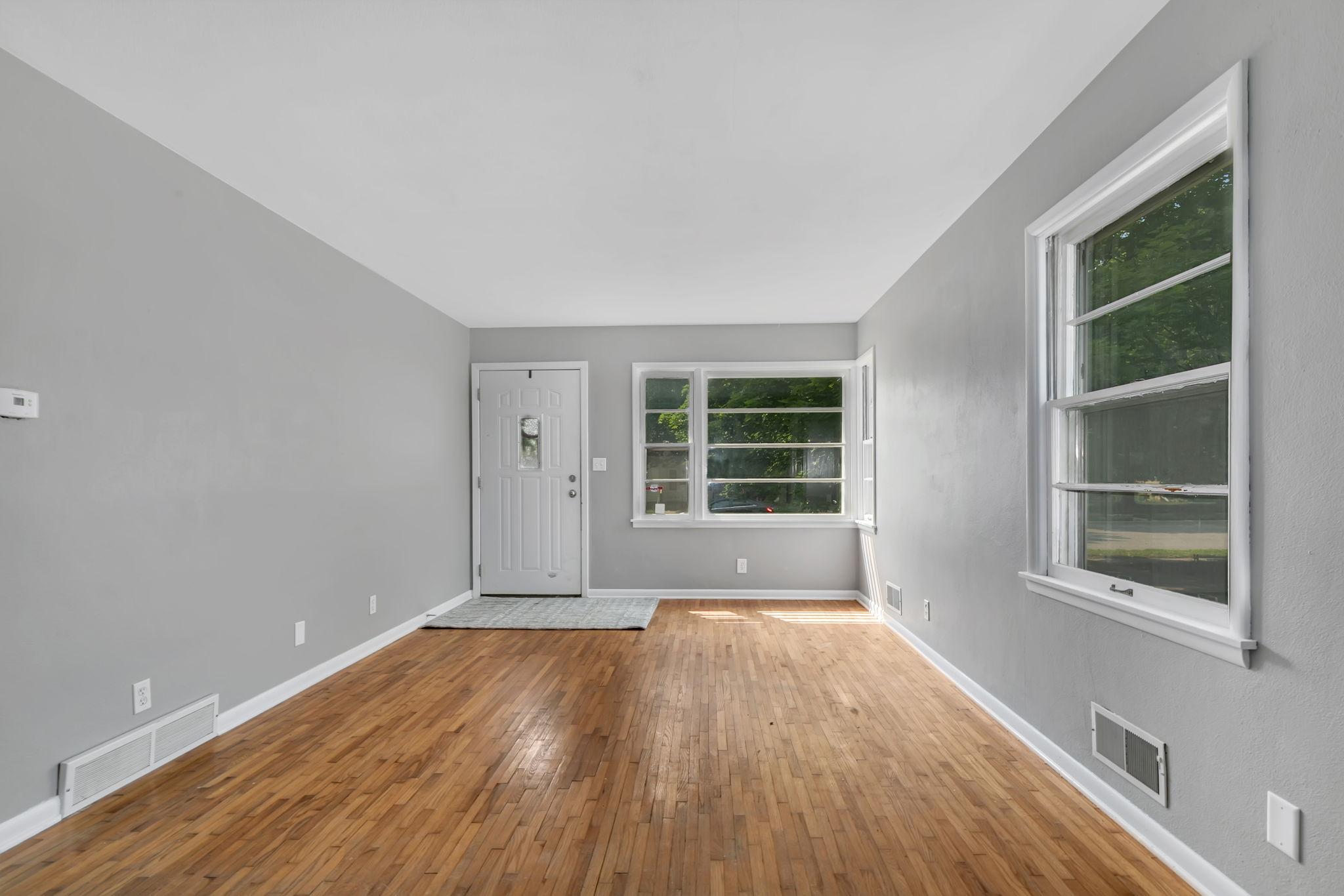 View of Residential at 122 30th Avenue, Saint Cloud MN 56303, Saint Cloud (3 of 23) - Mike Wilen | Minnesota Team Real Estate