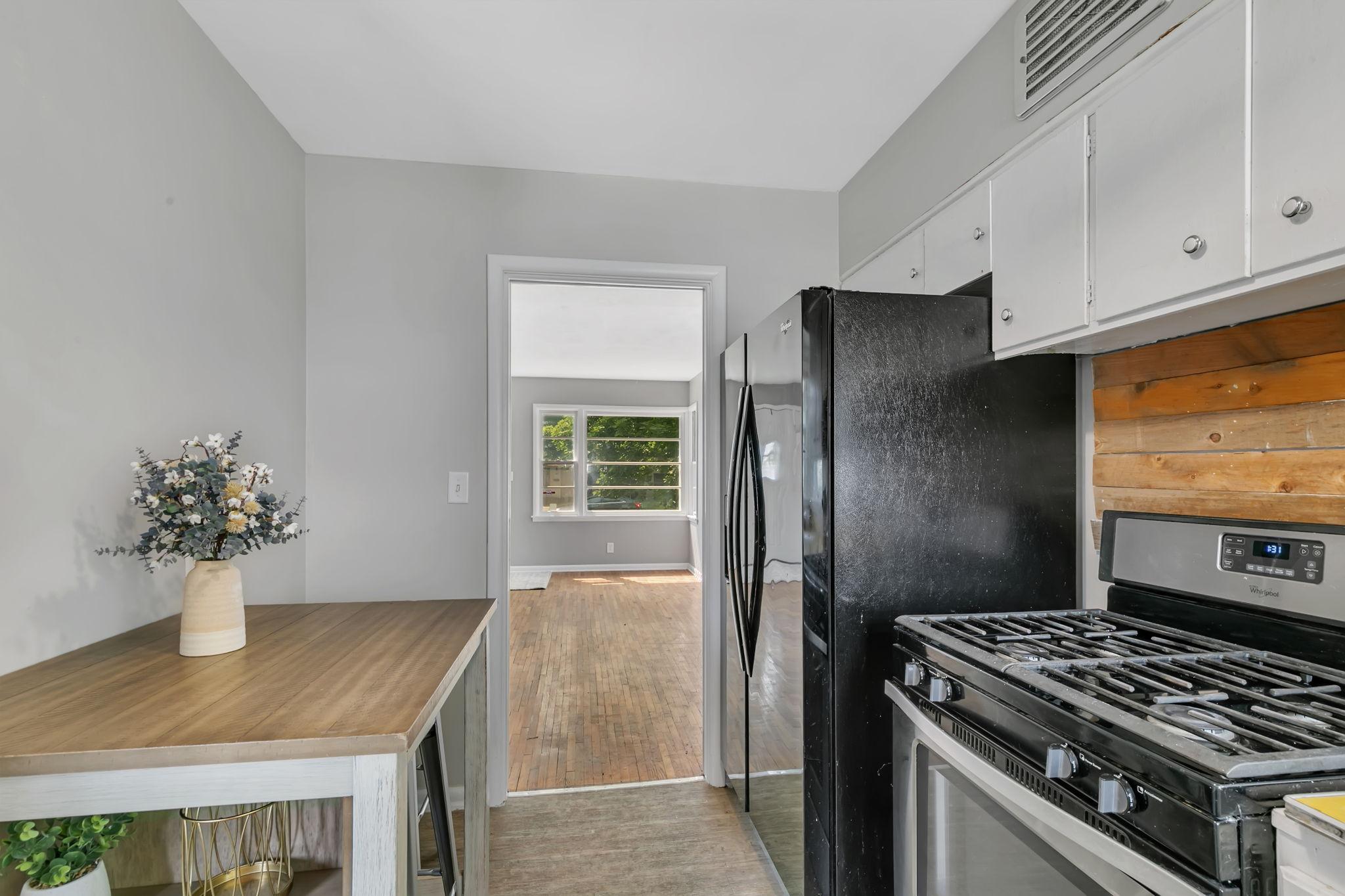 View of Residential at 122 30th Avenue, Saint Cloud MN 56303, Saint Cloud (6 of 23) - Mike Wilen | Minnesota Team Real Estate