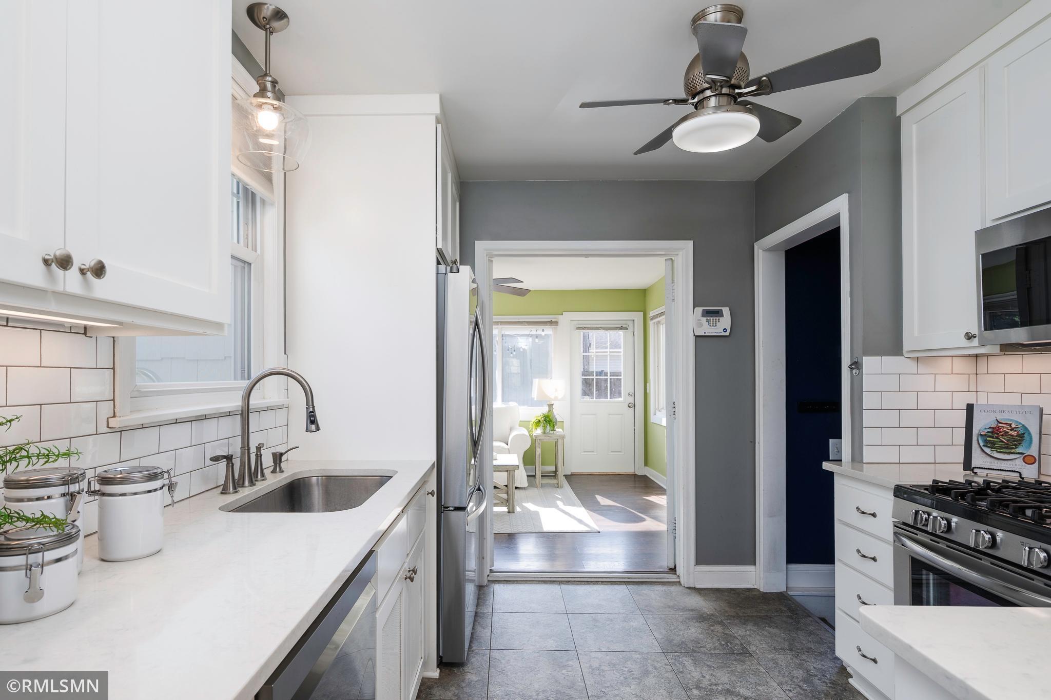 View of Residential at 2724 Utica Avenue, Saint Louis Park MN 55416, Saint Louis Park (17 of 26) - Mike Wilen | Minnesota Team Real Estate