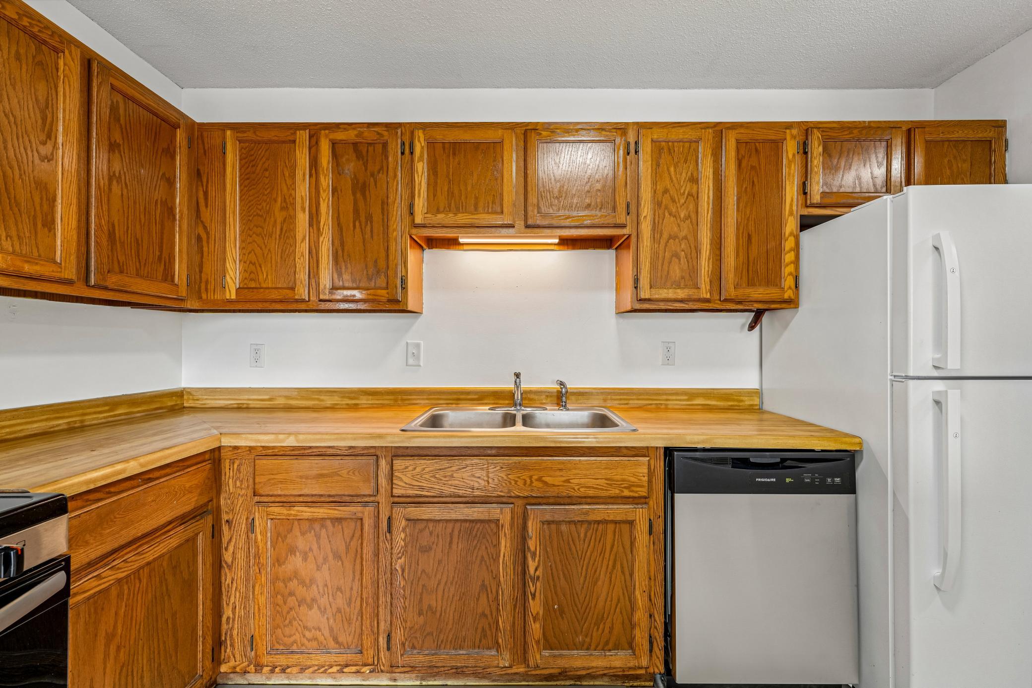 View of Residential at 6500 Woodlake Drive #702, Richfield MN 55423, Richfield (14 of 42) - Mike Wilen | Minnesota Team Real Estate