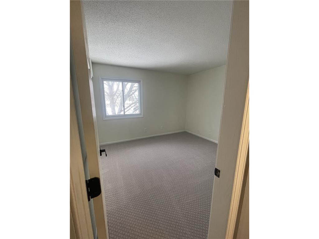 View of Residential at 7824 Yates Avenue, Brooklyn Park MN 55443, Brooklyn Park (15 of 27) - Mike Wilen | Minnesota Team Real Estate