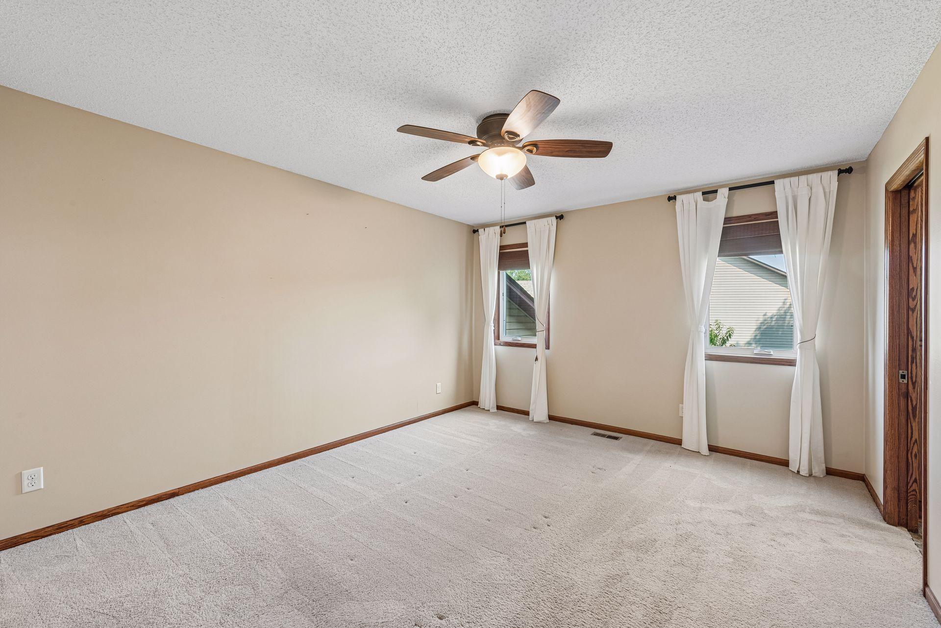 View of Residential at 10611 Kyle Court, Brooklyn Park MN 55443, Brooklyn Park (17 of 49) - Mike Wilen | Minnesota Team Real Estate