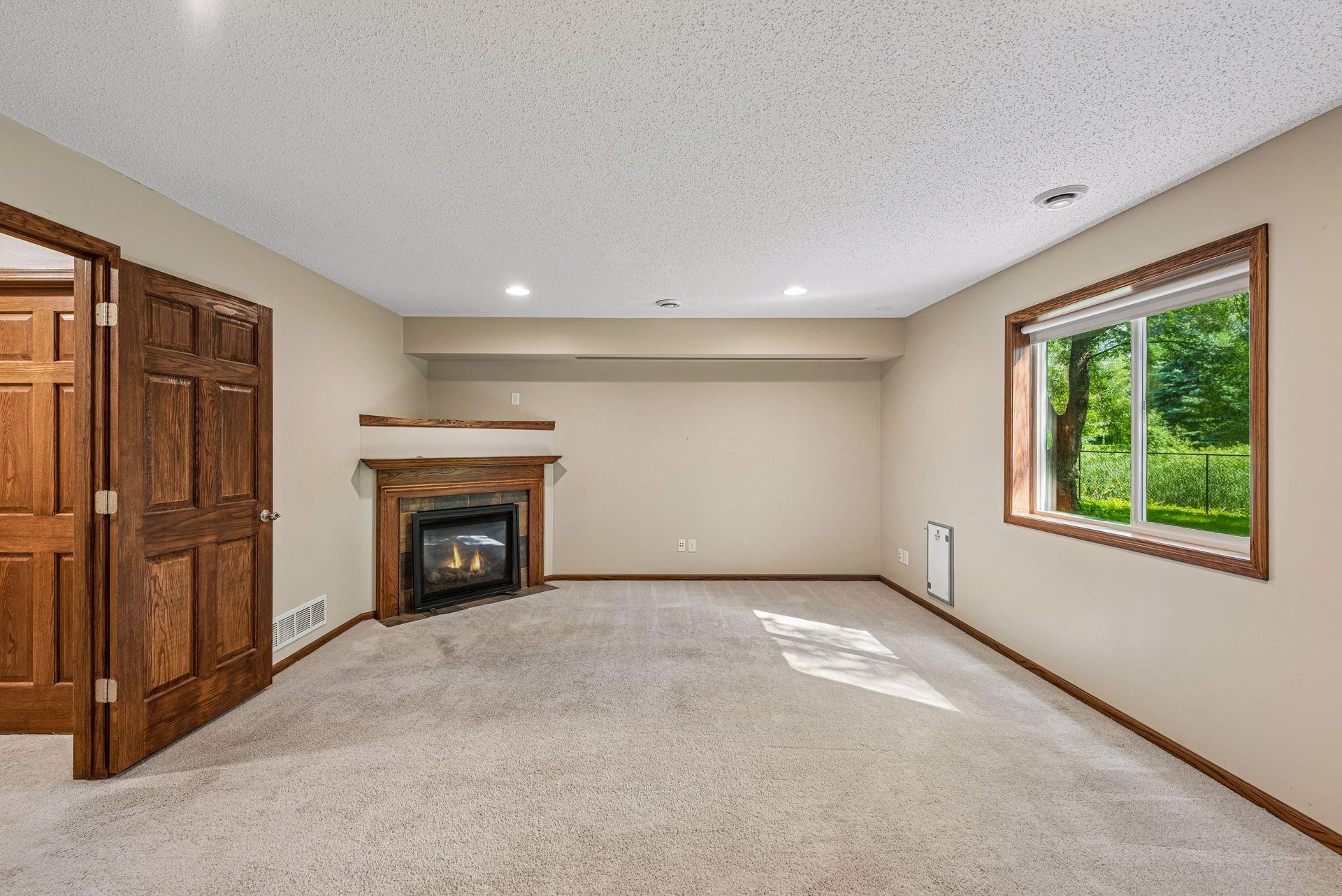 View of Residential at 10611 Kyle Court, Brooklyn Park MN 55443, Brooklyn Park (26 of 49) - Mike Wilen | Minnesota Team Real Estate