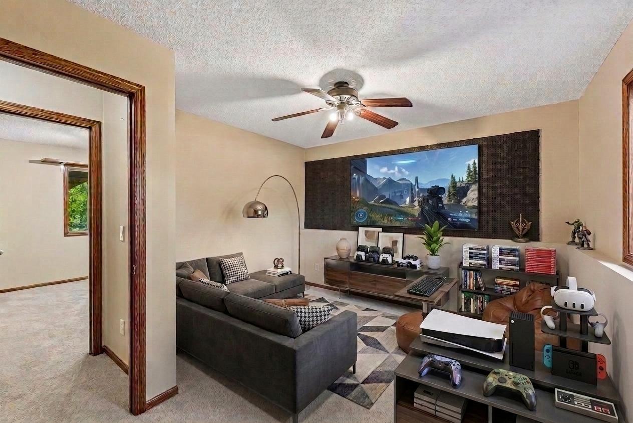 View of Residential at 10611 Kyle Court, Brooklyn Park MN 55443, Brooklyn Park (35 of 49) - Mike Wilen | Minnesota Team Real Estate