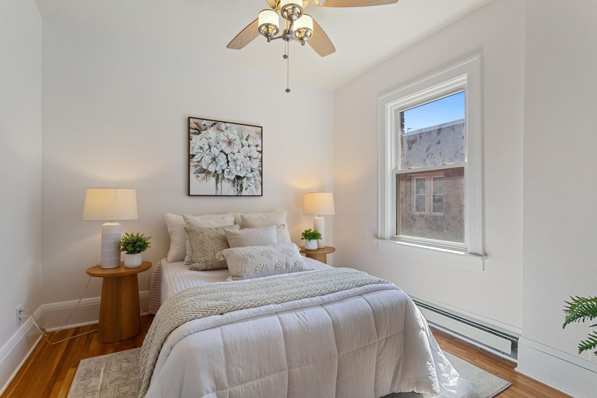 View of Residential at 3520 Emerson Avenue #205, Minneapolis MN 55408, Minneapolis (10 of 13) - Mike Wilen | Minnesota Team Real Estate