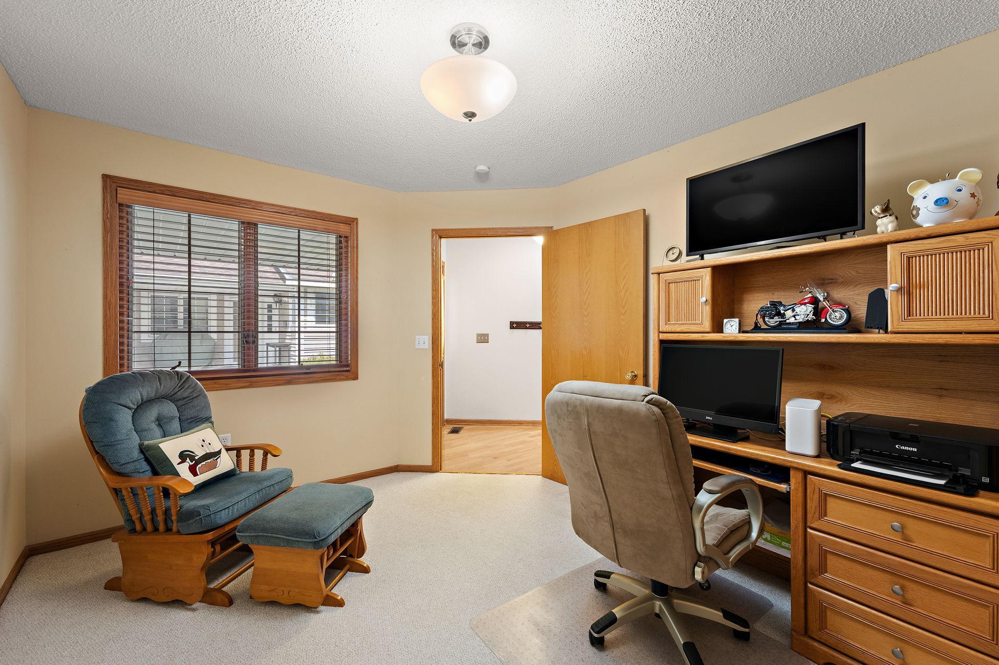 View of Residential at 1991 Granite Avenue, Oakdale MN 55128, Oakdale (20 of 23) - Mike Wilen | Minnesota Team Real Estate