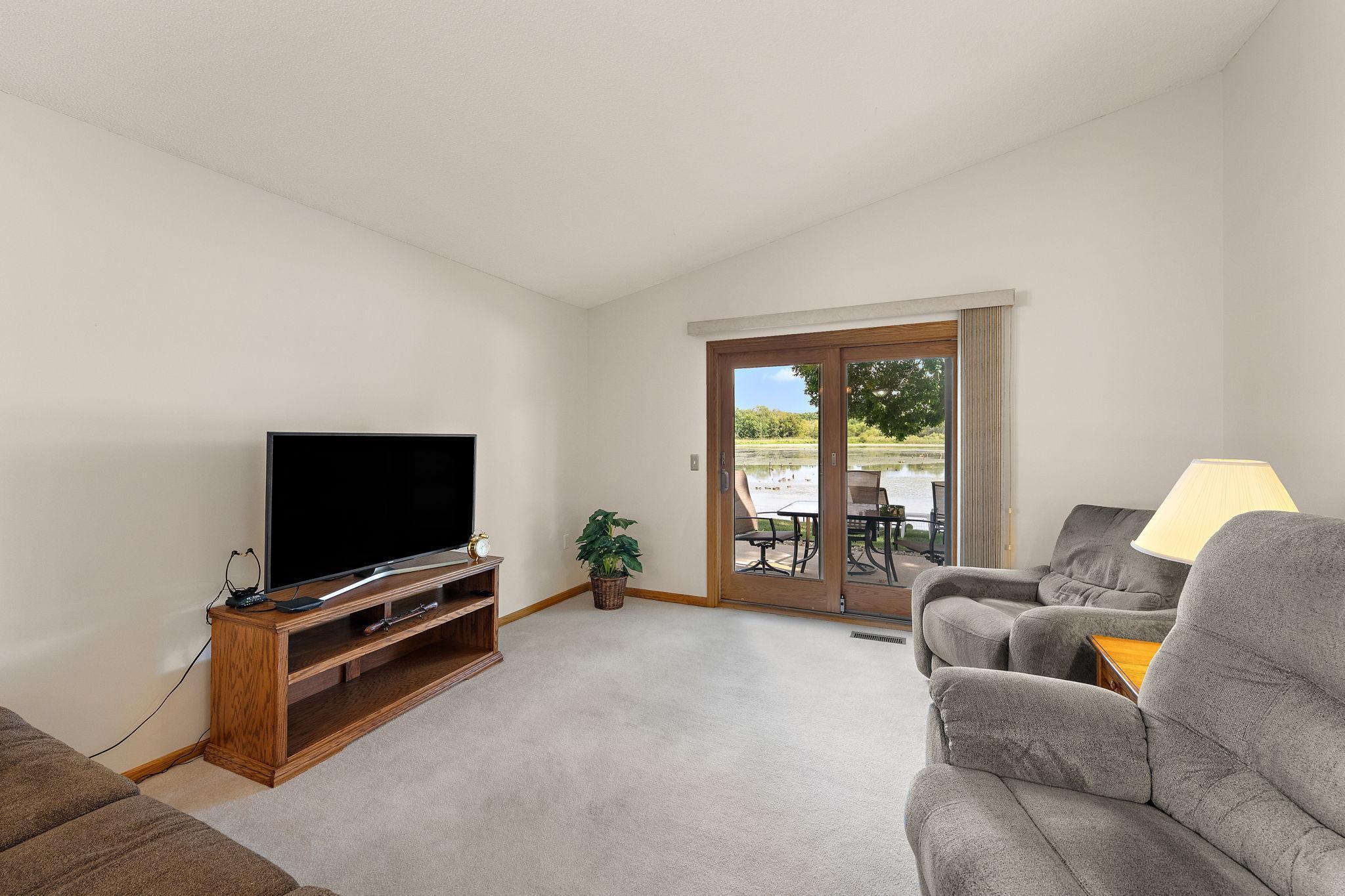 View of Residential at 1991 Granite Avenue, Oakdale MN 55128, Oakdale (10 of 23) - Mike Wilen | Minnesota Team Real Estate