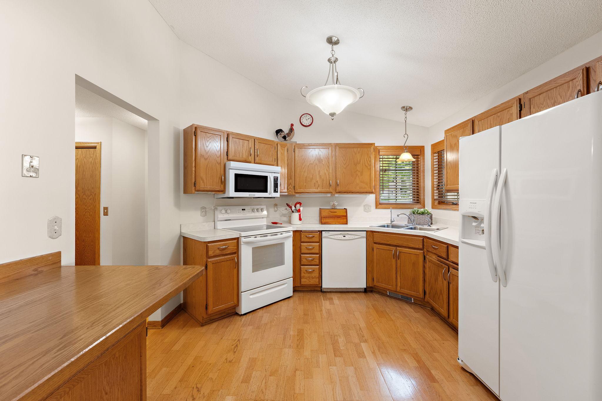 View of Residential at 1991 Granite Avenue, Oakdale MN 55128, Oakdale (14 of 23) - Mike Wilen | Minnesota Team Real Estate
