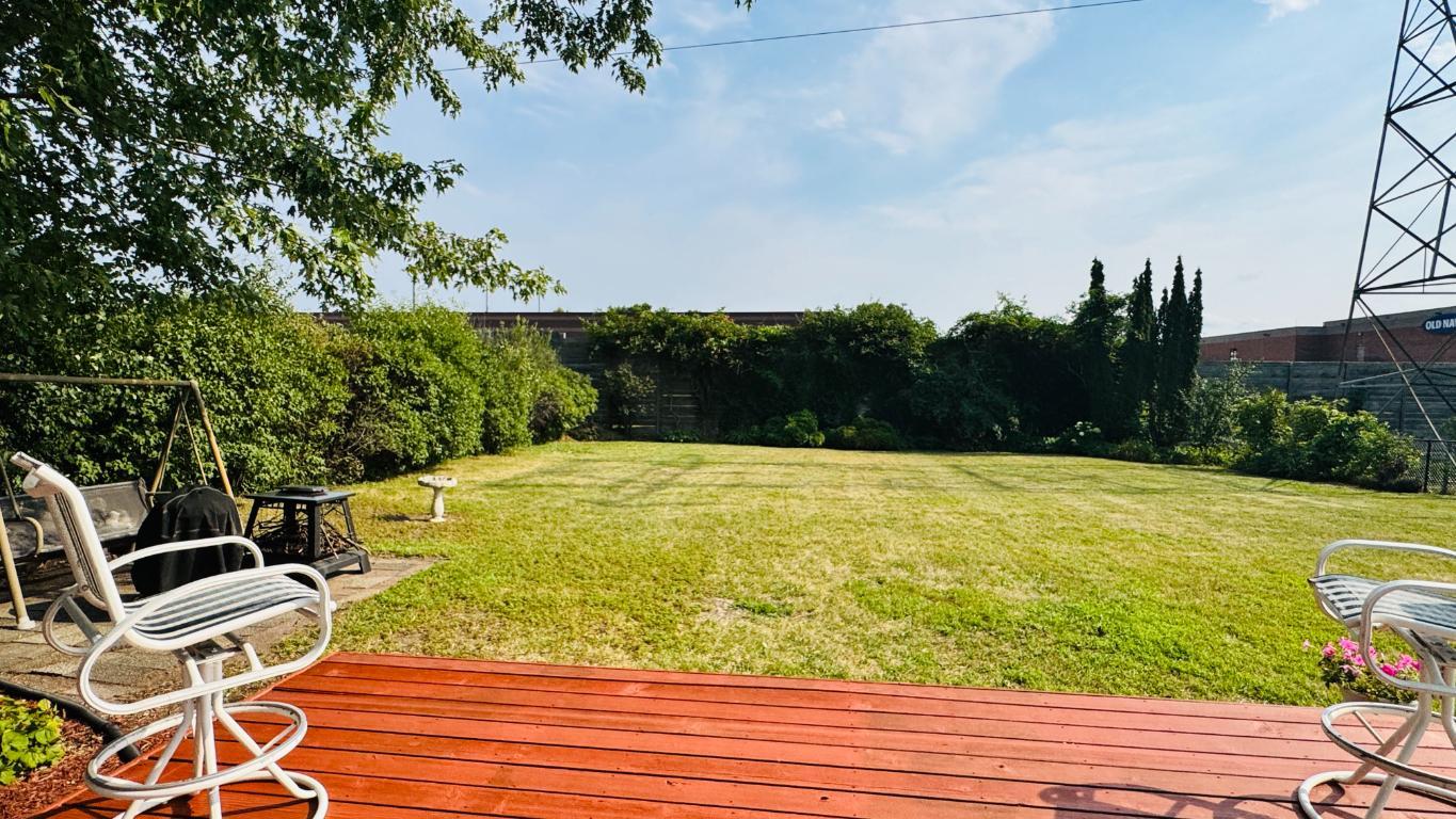 View of Residential at 1716 Oakcrest Avenue, Roseville MN 55113, Roseville (4 of 25) - Mike Wilen | Minnesota Team Real Estate
