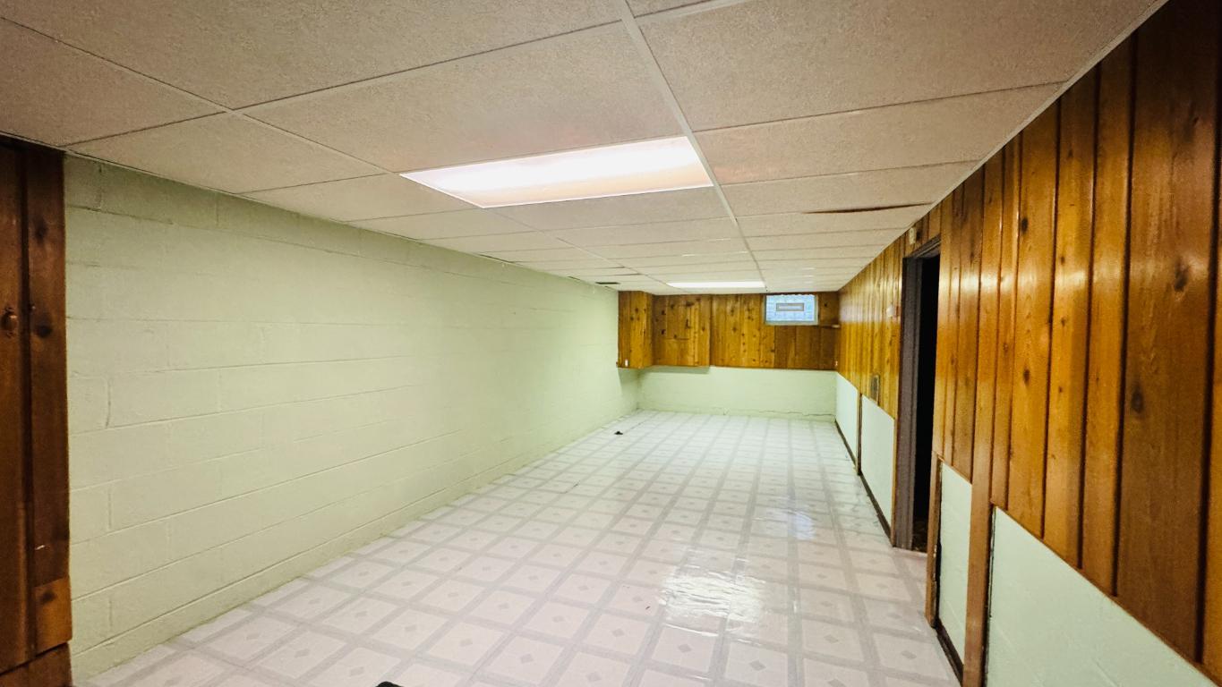 View of Residential at 1716 Oakcrest Avenue, Roseville MN 55113, Roseville (20 of 25) - Mike Wilen | Minnesota Team Real Estate