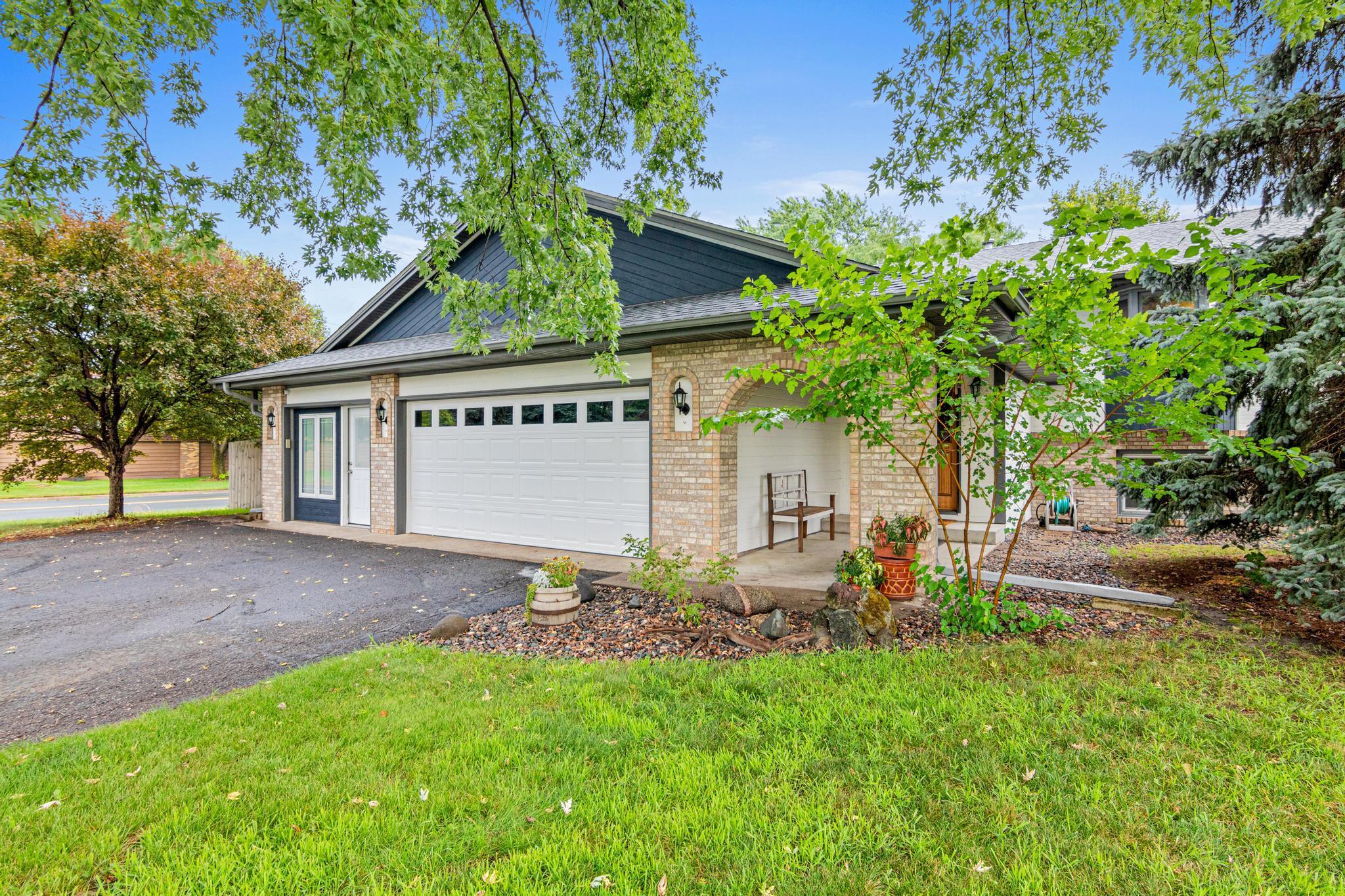View of Residential at 998 99th Lane, Blaine MN 55434, Blaine (2 of 38) - Mike Wilen | Minnesota Team Real Estate