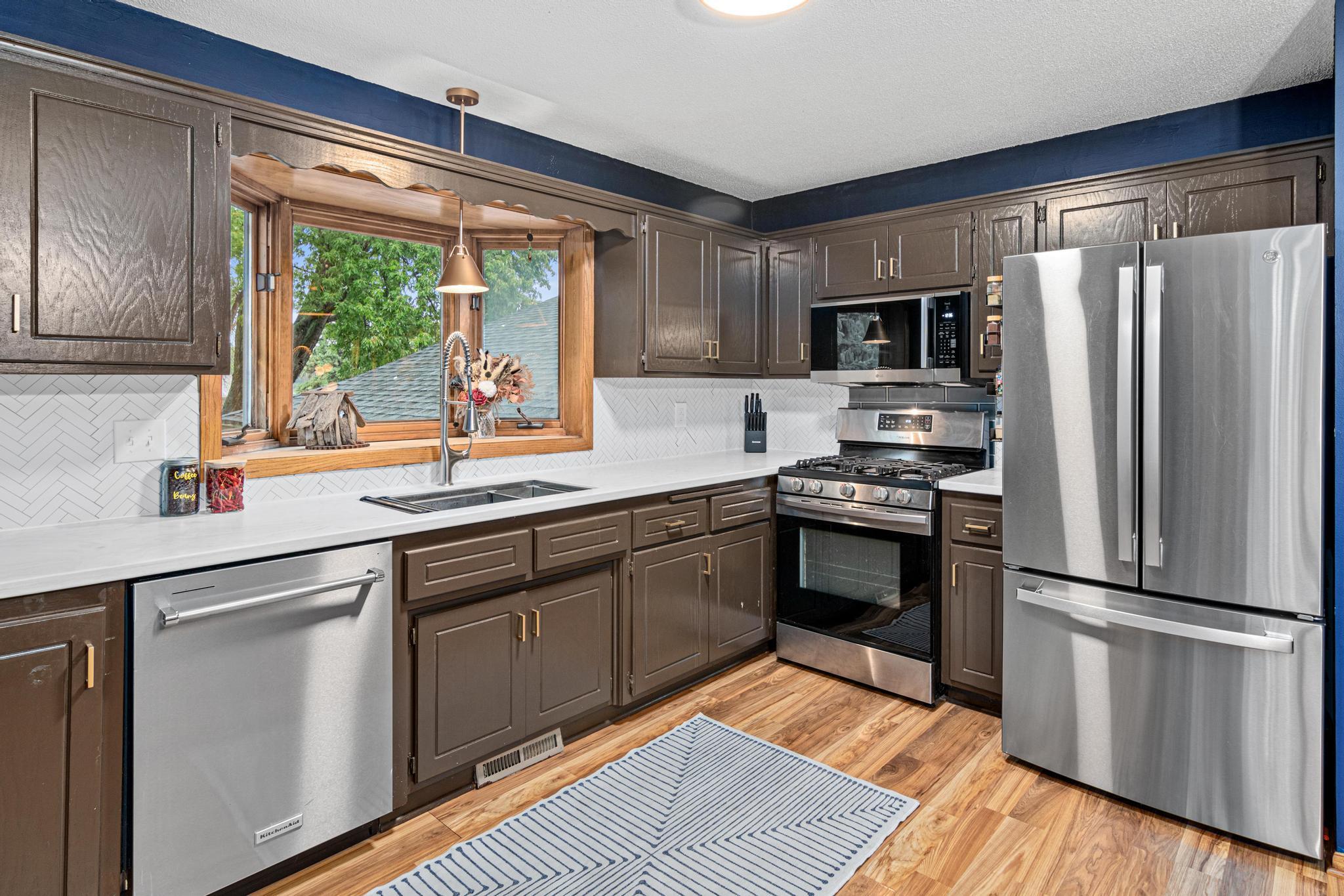 View of Residential at 998 99th Lane, Blaine MN 55434, Blaine (12 of 38) - Mike Wilen | Minnesota Team Real Estate