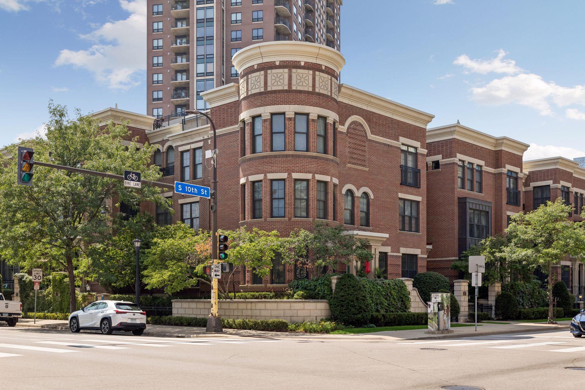 View of Residential at 575 10th Street, Minneapolis MN 55404, Minneapolis (98 of 105) - Mike Wilen | Minnesota Team Real Estate