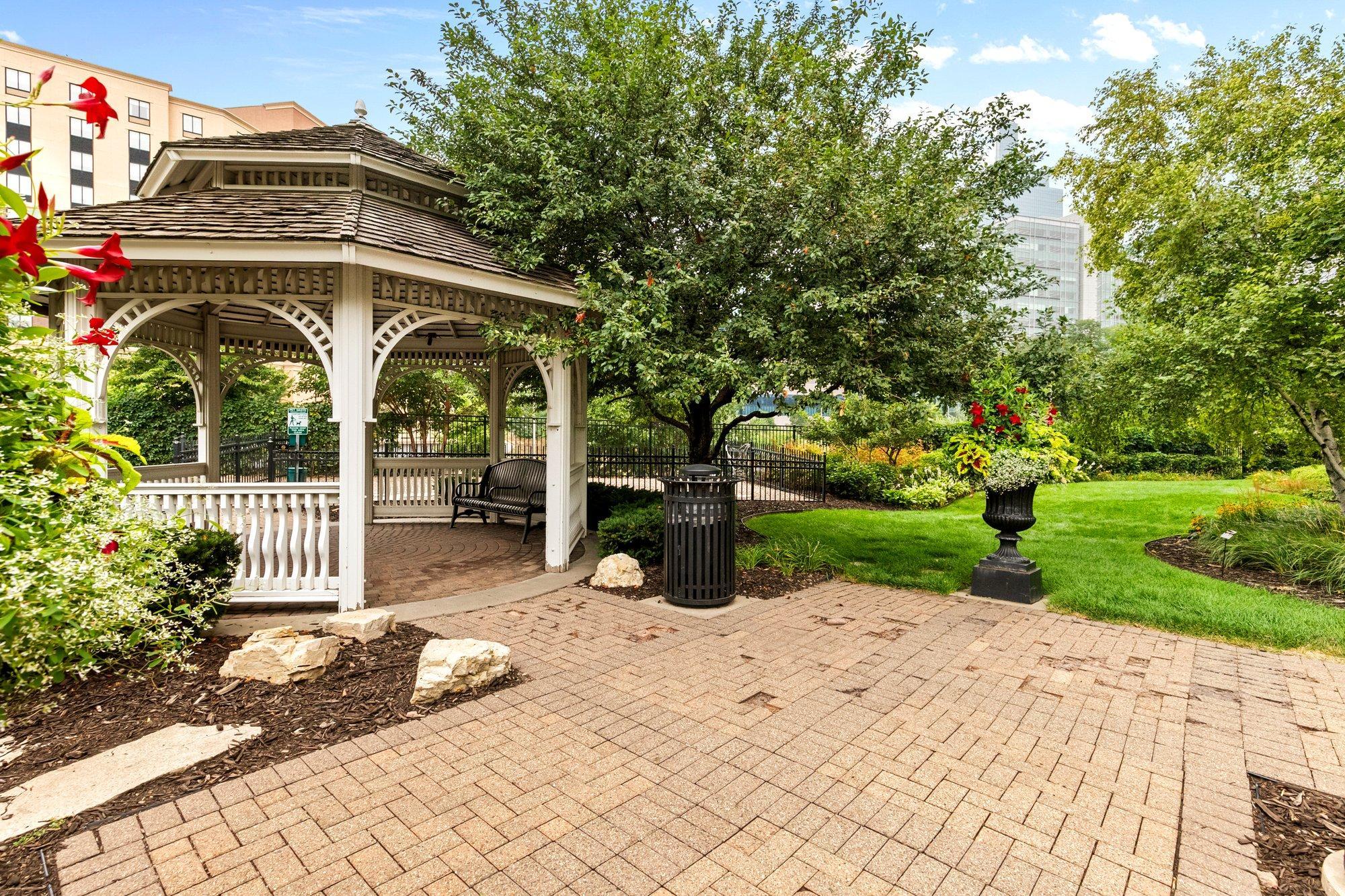 View of Residential at 575 10th Street, Minneapolis MN 55404, Minneapolis (88 of 105) - Mike Wilen | Minnesota Team Real Estate