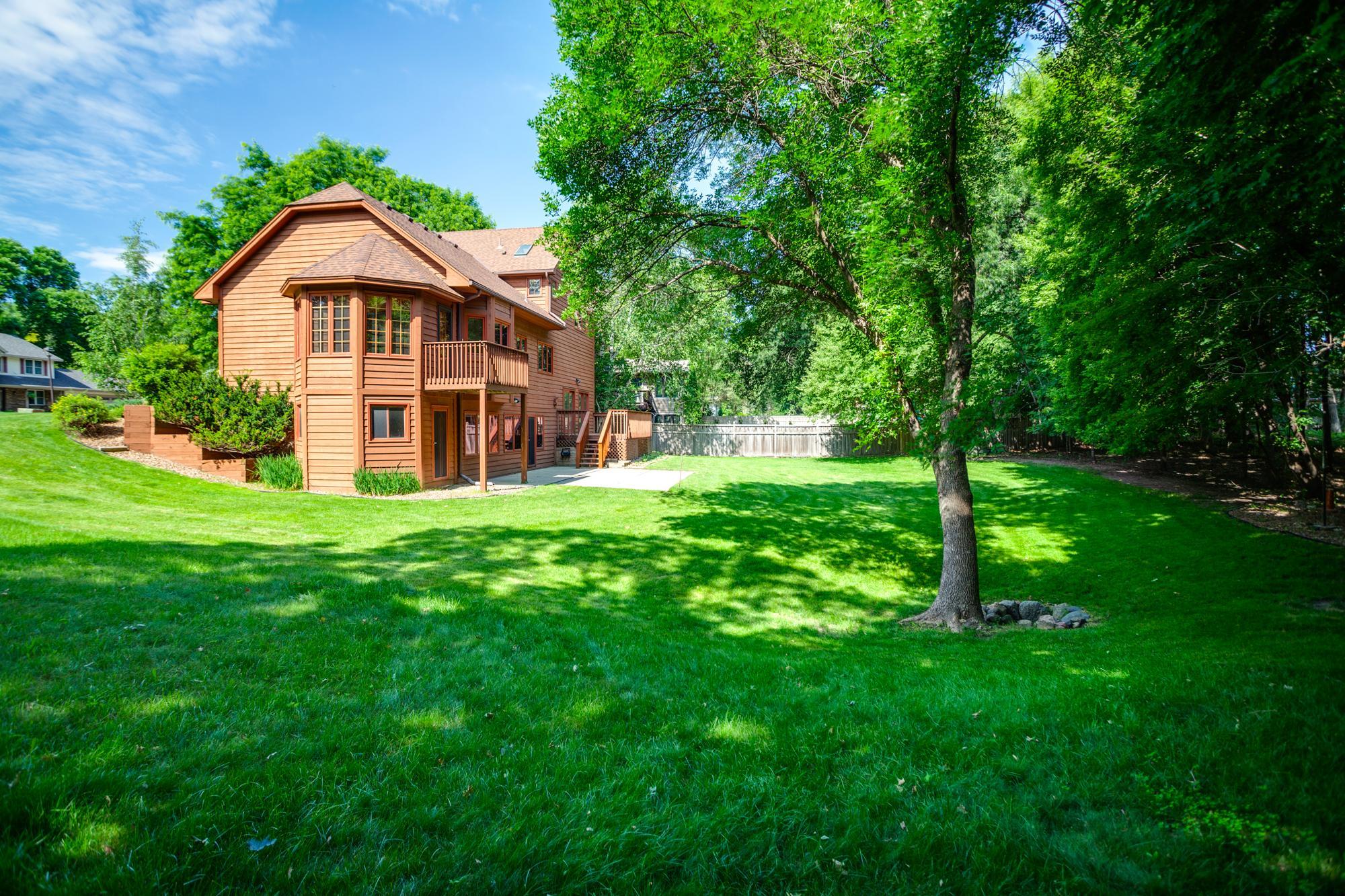 View of Residential at 16760 Manor Road, Eden Prairie MN 55346, Eden Prairie (6 of 37) - Mike Wilen | Minnesota Team Real Estate