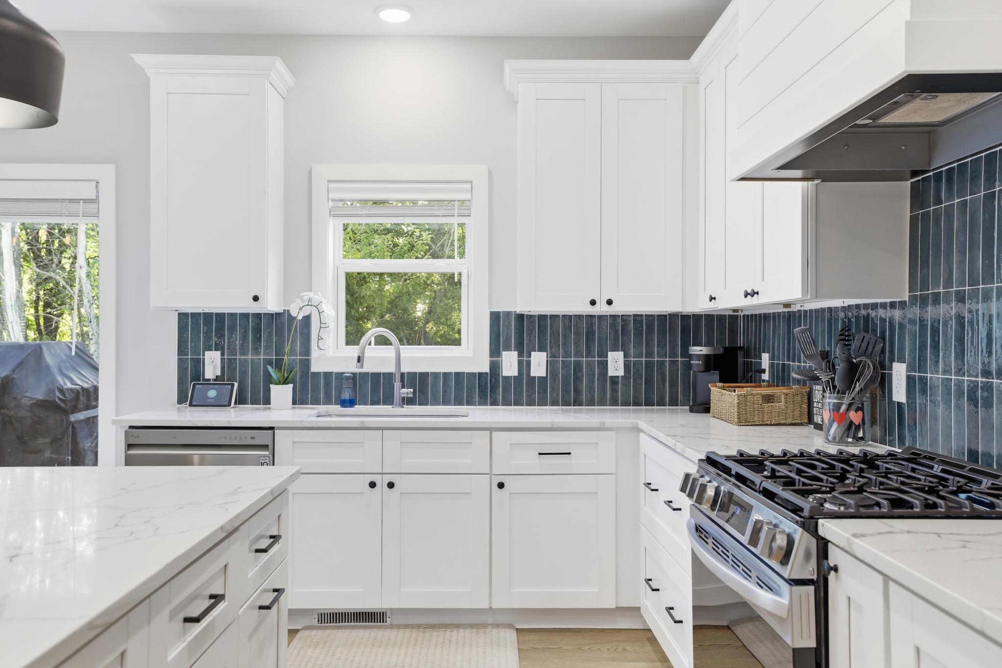 View of Residential at 5431 Williston Road, Minnetonka MN 55345, Minnetonka (18 of 38) - Mike Wilen | Minnesota Team Real Estate