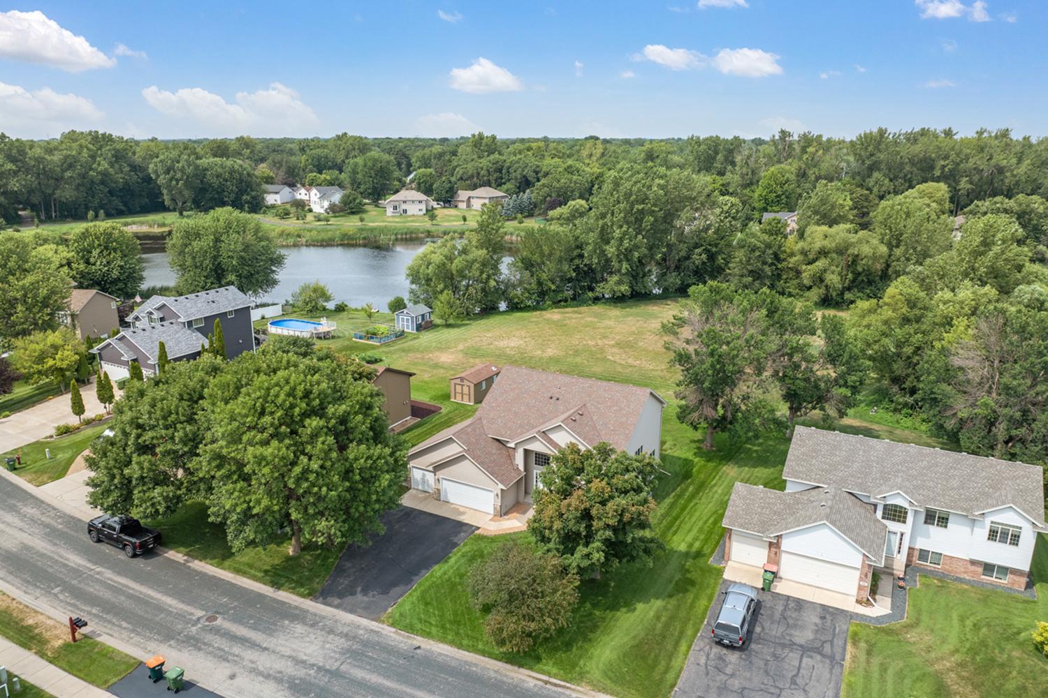 View of Residential at 725 103rd Avenue, Blaine MN 55434, Blaine (41 of 54) - Mike Wilen | Minnesota Team Real Estate