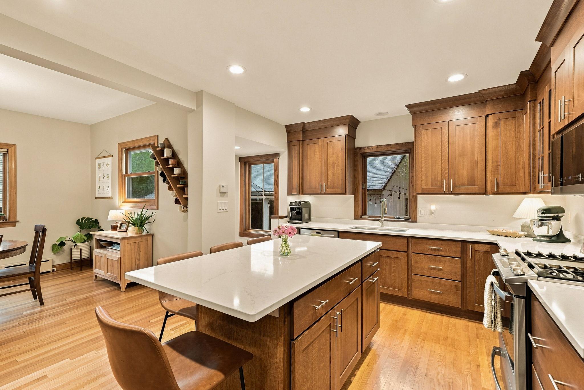 View of Residential at 718 Manomin Avenue, Saint Paul MN 55107, Saint Paul (2 of 50) - Mike Wilen | Minnesota Team Real Estate