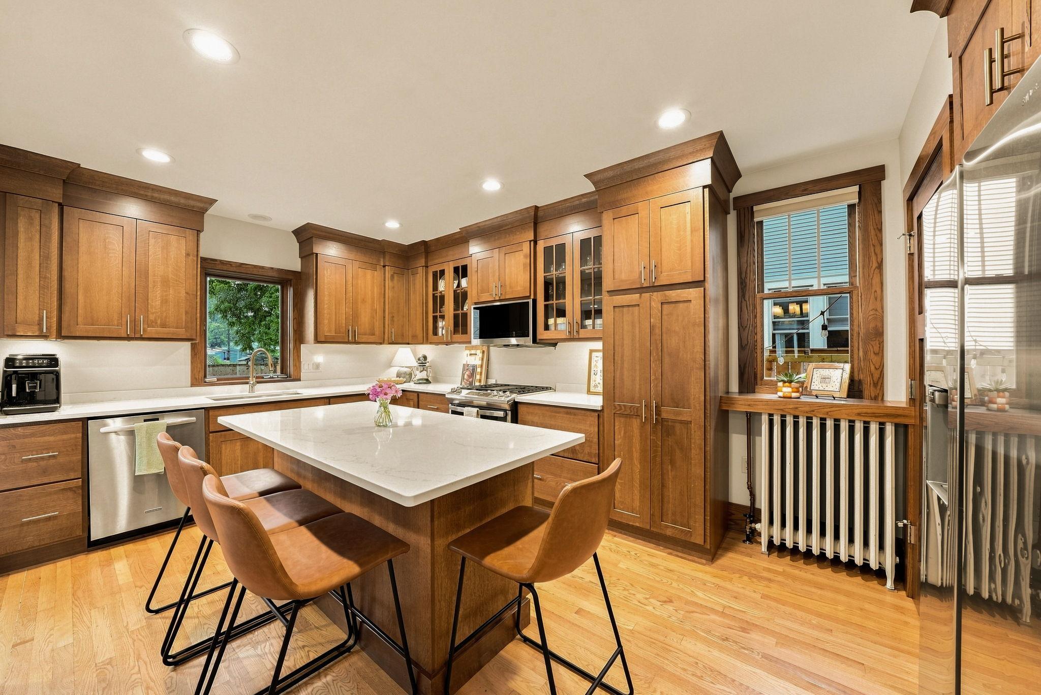 View of Residential at 718 Manomin Avenue, Saint Paul MN 55107, Saint Paul (7 of 50) - Mike Wilen | Minnesota Team Real Estate